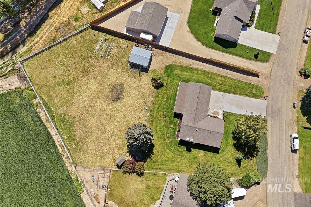14110 Towers Dr, Caldwell, Idaho 83607, 3 Bedrooms, 2 Bathrooms, Residential For Sale, Price $539,900,MLS 98991634