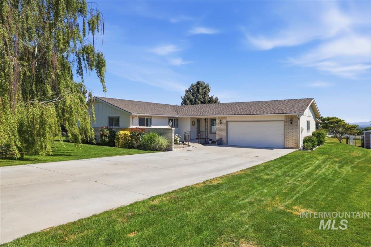 14110 Towers Dr, Caldwell, Idaho 83607, 3 Bedrooms, 2 Bathrooms, Residential For Sale, Price $539,900,MLS 98991634