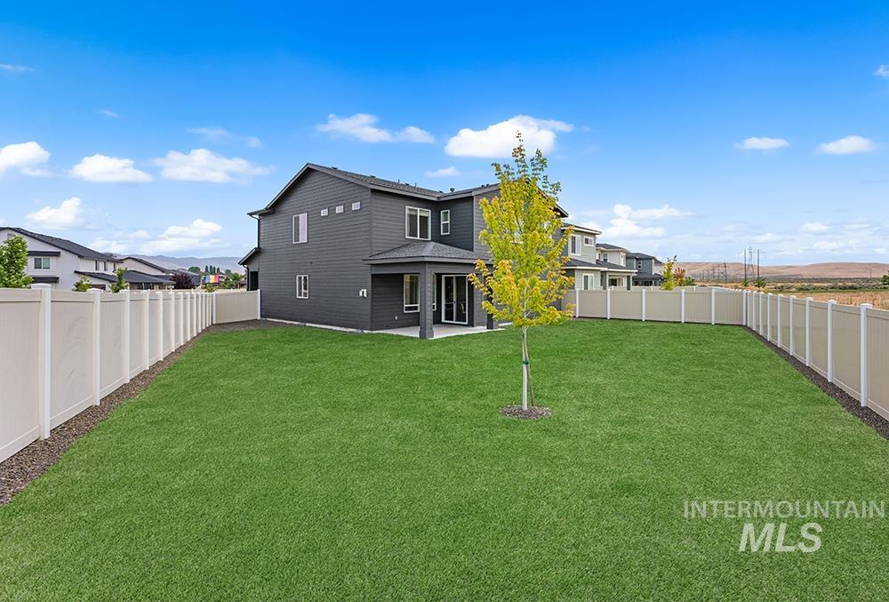 8113 S Granite Ridge Way, Boise, Idaho 83716, 4 Bedrooms, 2.5 Bathrooms, Residential For Sale, Price $725,000,MLS 98991635