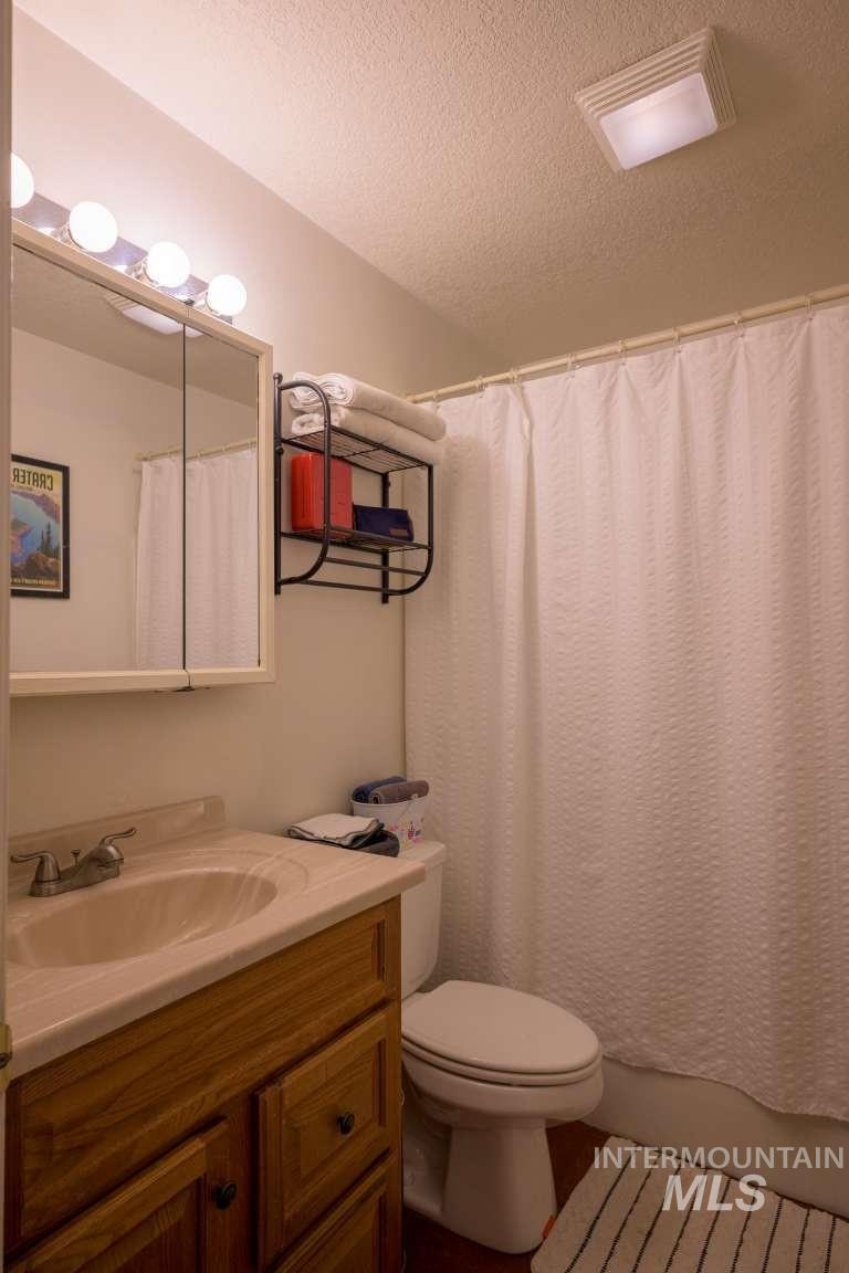 1021 Cherry Hill Dr, Hailey, Idaho 83333, 3 Bedrooms, 2 Bathrooms, Residential For Sale, Price $650,000,MLS 98991637