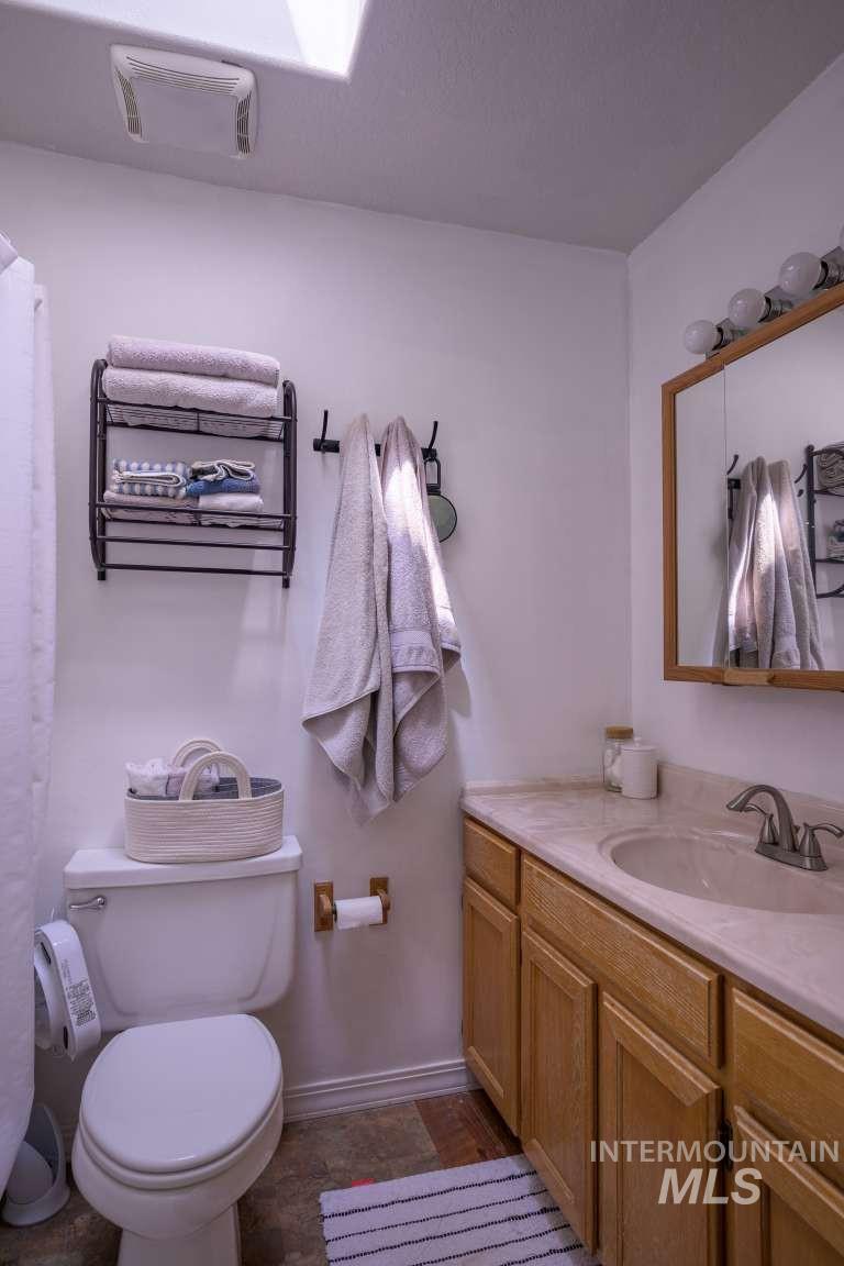 1021 Cherry Hill Dr, Hailey, Idaho 83333, 3 Bedrooms, 2 Bathrooms, Residential For Sale, Price $650,000,MLS 98991637