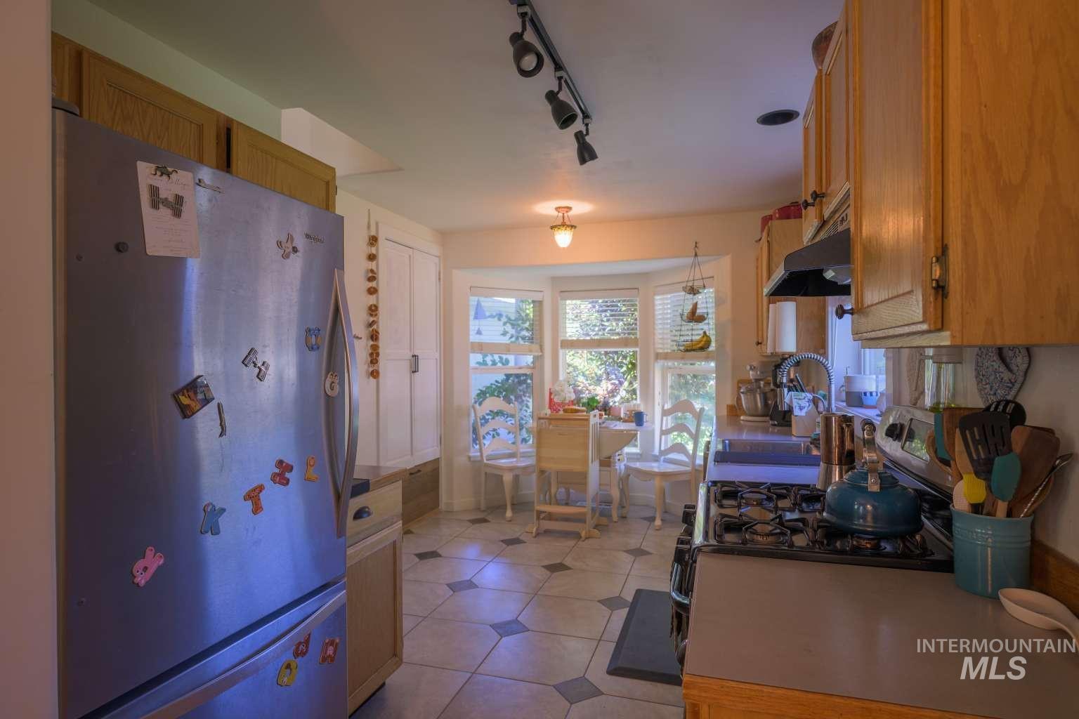 1021 Cherry Hill Dr, Hailey, Idaho 83333, 3 Bedrooms, 2 Bathrooms, Residential For Sale, Price $650,000,MLS 98991637