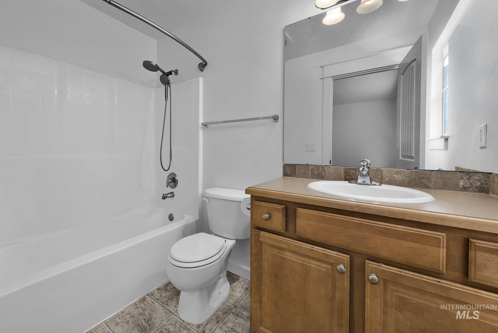 11573 W Six Rivers Ct, Boise, Idaho 83709, 3 Bedrooms, 2 Bathrooms, Residential For Sale, Price $429,900,MLS 98991645