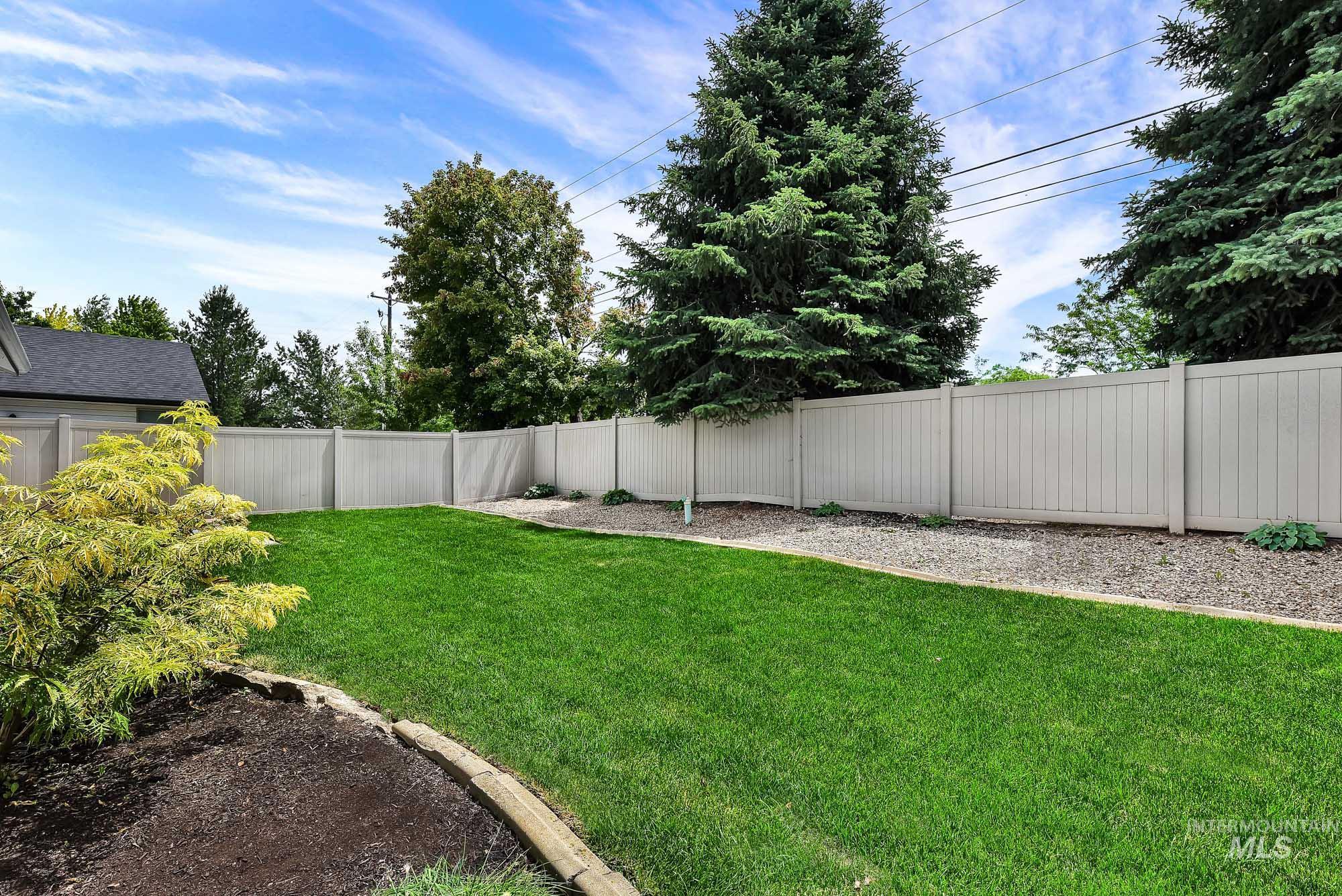 11573 W Six Rivers Ct, Boise, Idaho 83709, 3 Bedrooms, 2 Bathrooms, Residential For Sale, Price $429,900,MLS 98991645