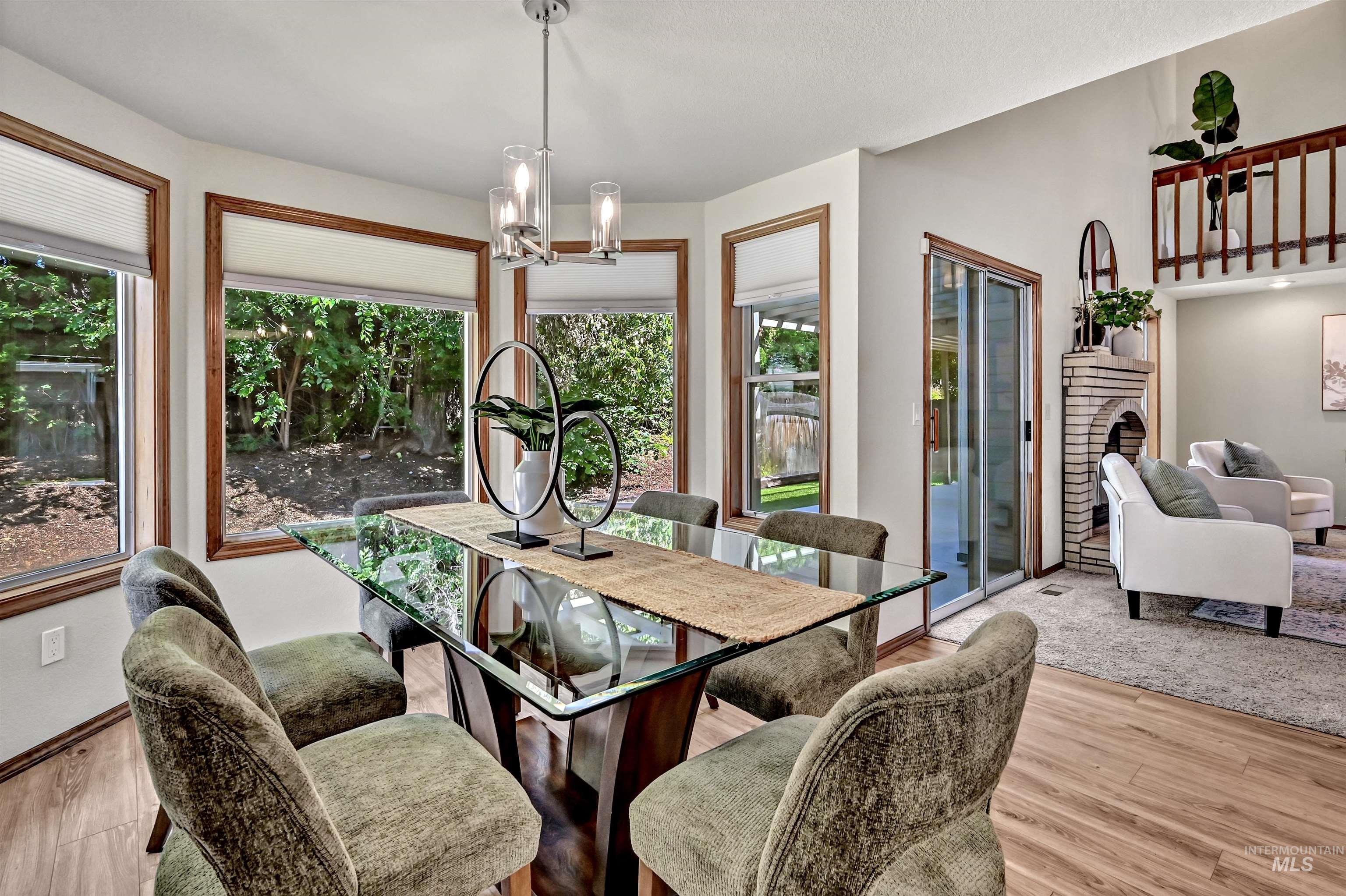3327 S Crosspoint Ave, Boise, Idaho 83706, 3 Bedrooms, 2 Bathrooms, Residential For Sale, Price $664,900,MLS 98991648