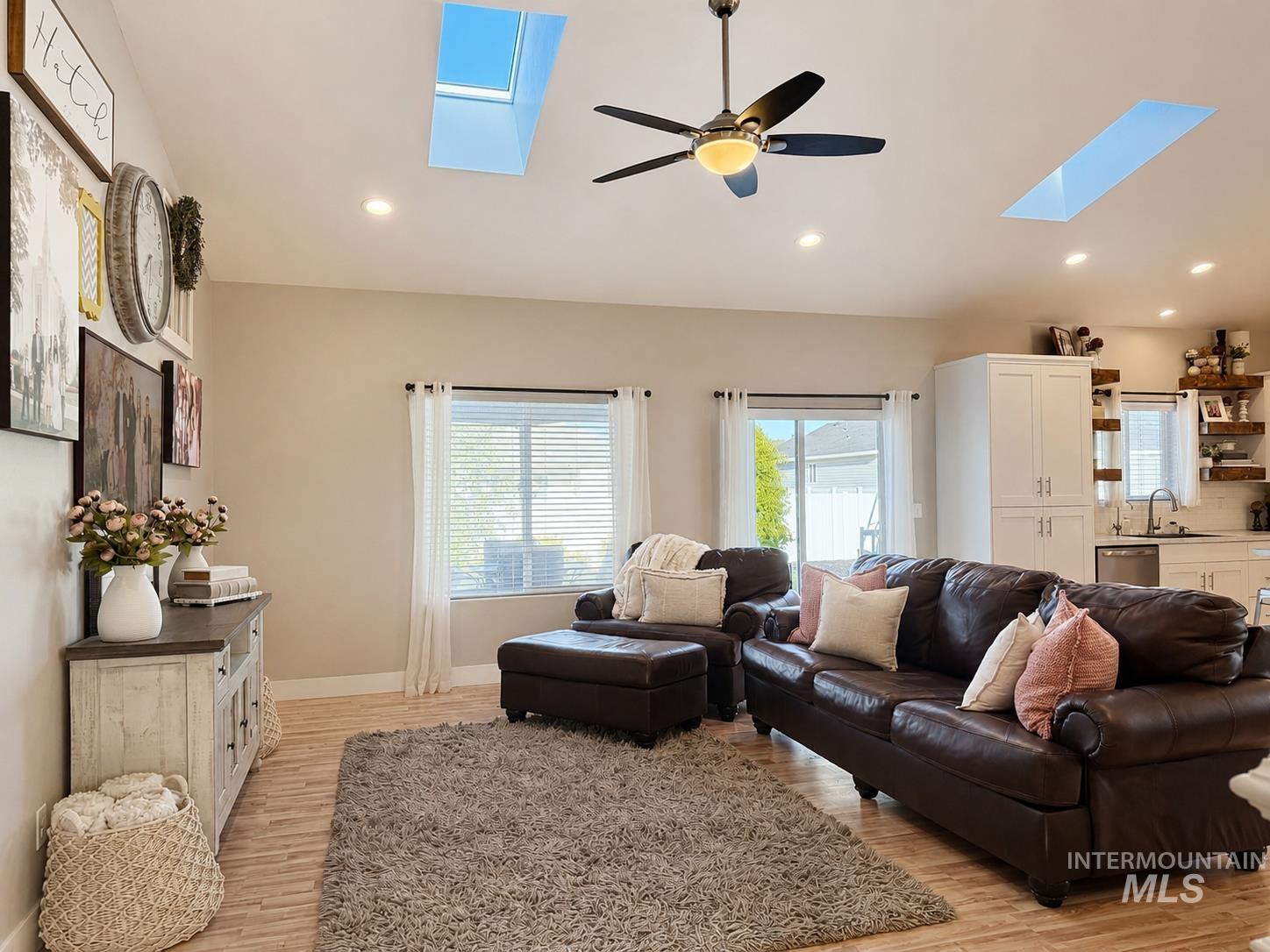 281 Glacier Meadows Way, Kimberly, Idaho 83341, 5 Bedrooms, 3 Bathrooms, Residential For Sale, Price $565,000,MLS 98991649