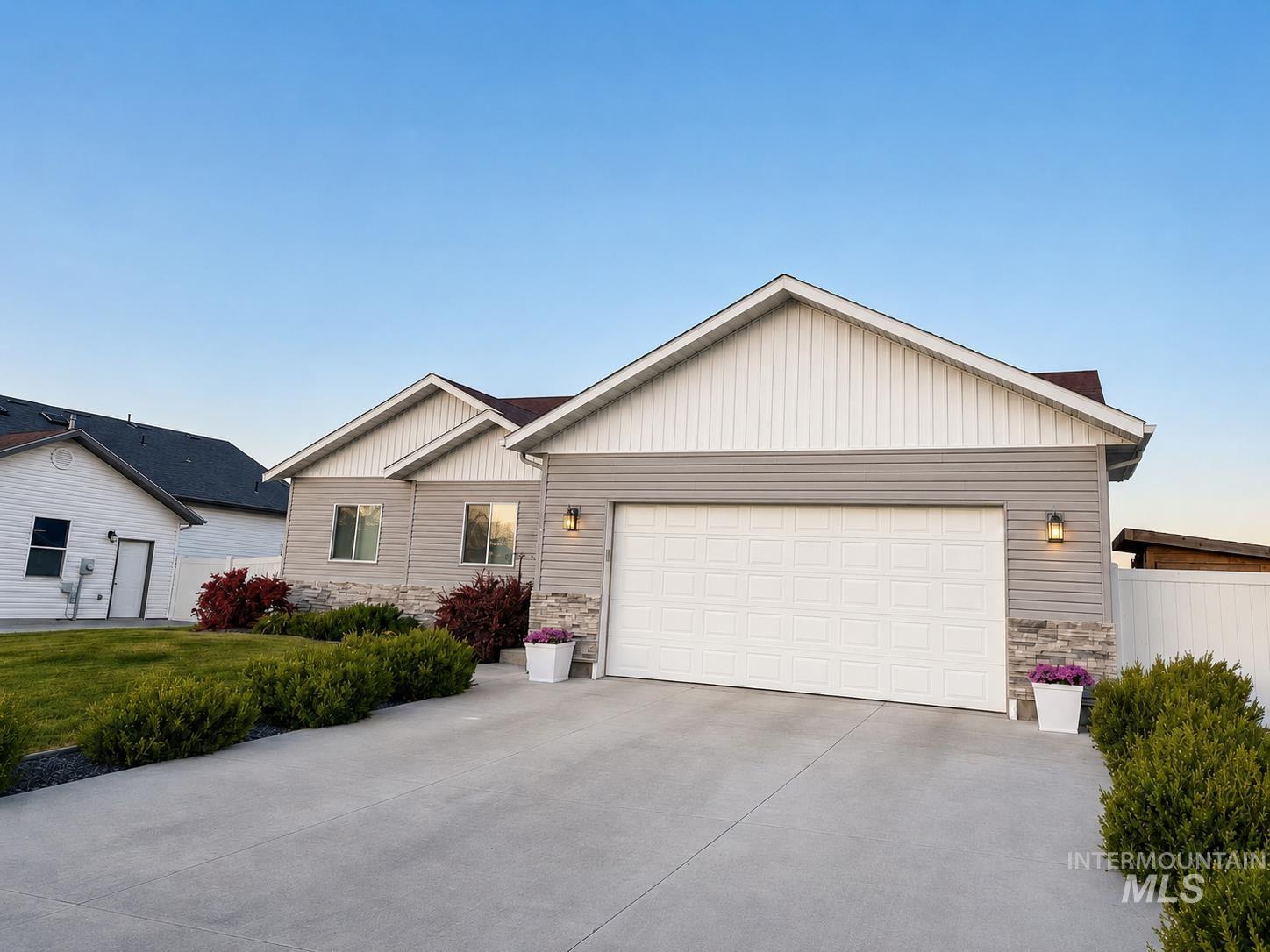 281 Glacier Meadows Way, Kimberly, Idaho 83341, 5 Bedrooms, 3 Bathrooms, Residential For Sale, Price $565,000,MLS 98991649