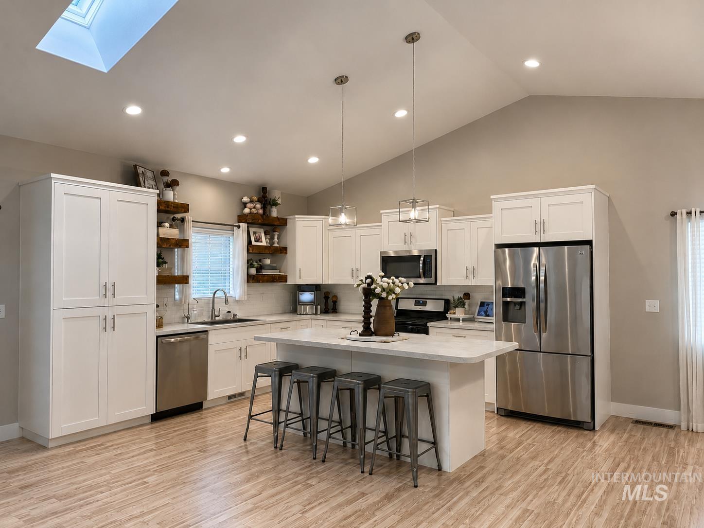 281 Glacier Meadows Way, Kimberly, Idaho 83341, 5 Bedrooms, 3 Bathrooms, Residential For Sale, Price $565,000,MLS 98991649