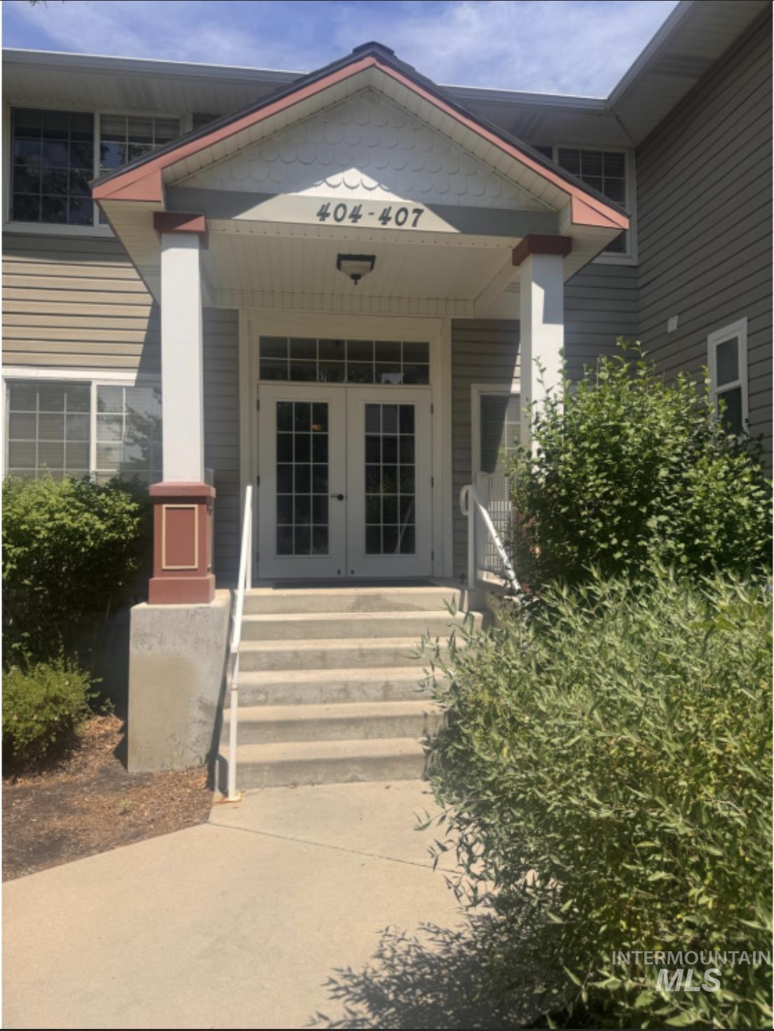 405 W Village Ln, Boise, Idaho 83702, 2 Bedrooms, 1 Bathroom, Residential For Sale, Price $309,000,MLS 98991651