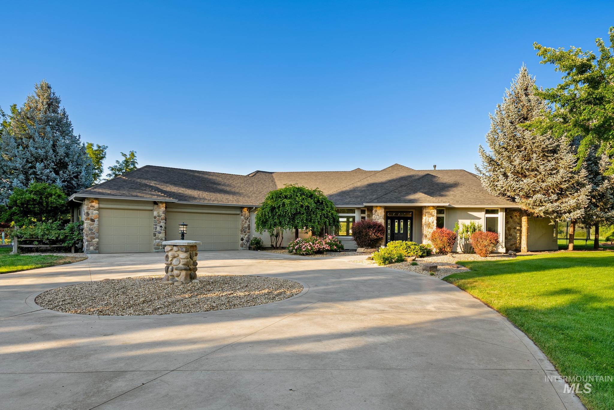 2050 S Artesian Rd, Eagle, Idaho 83616, 4 Bedrooms, 3.5 Bathrooms, Residential For Sale, Price $3,495,000,MLS 98991653