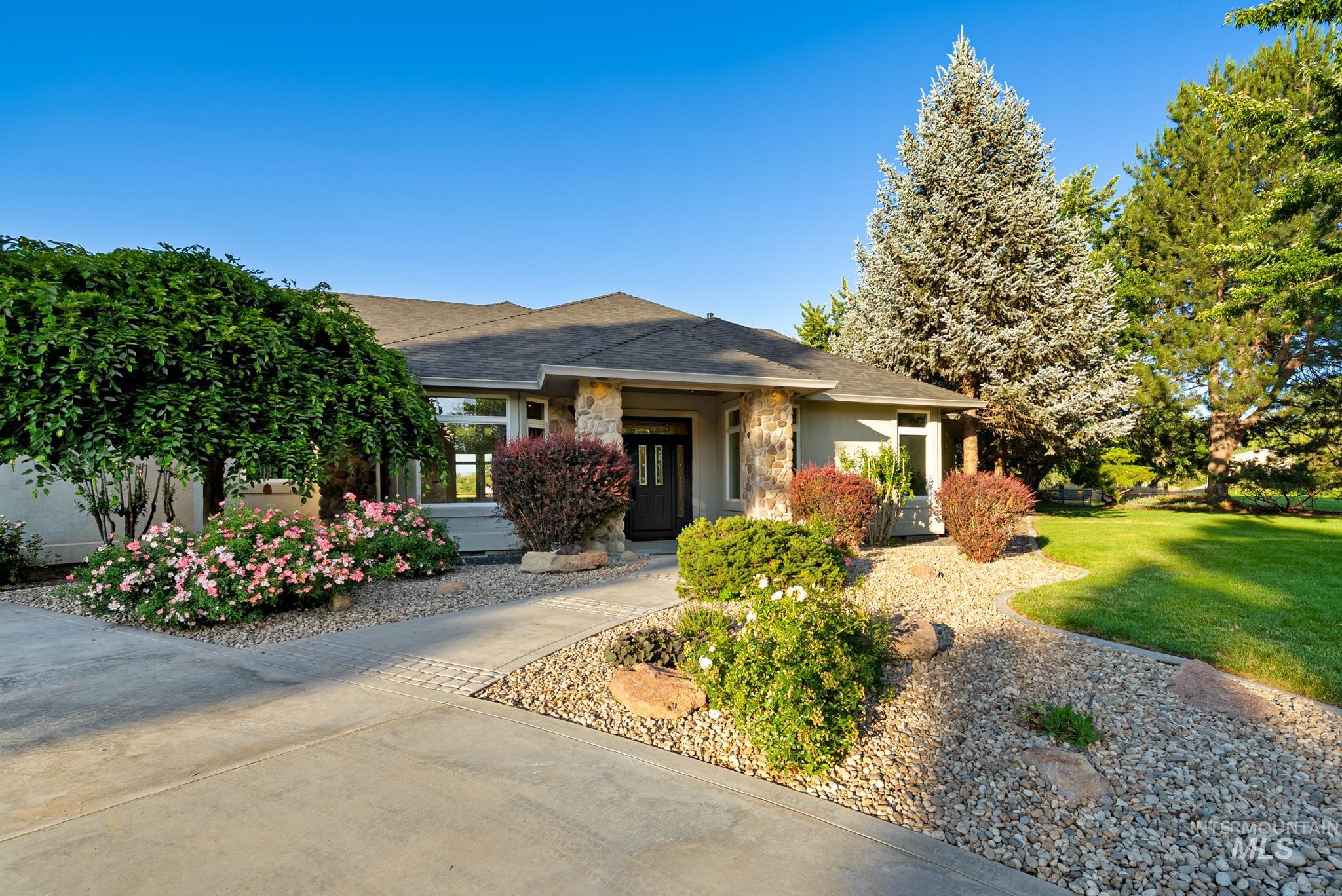 2050 S Artesian Rd, Eagle, Idaho 83616, 4 Bedrooms, 3.5 Bathrooms, Residential For Sale, Price $3,495,000,MLS 98991653