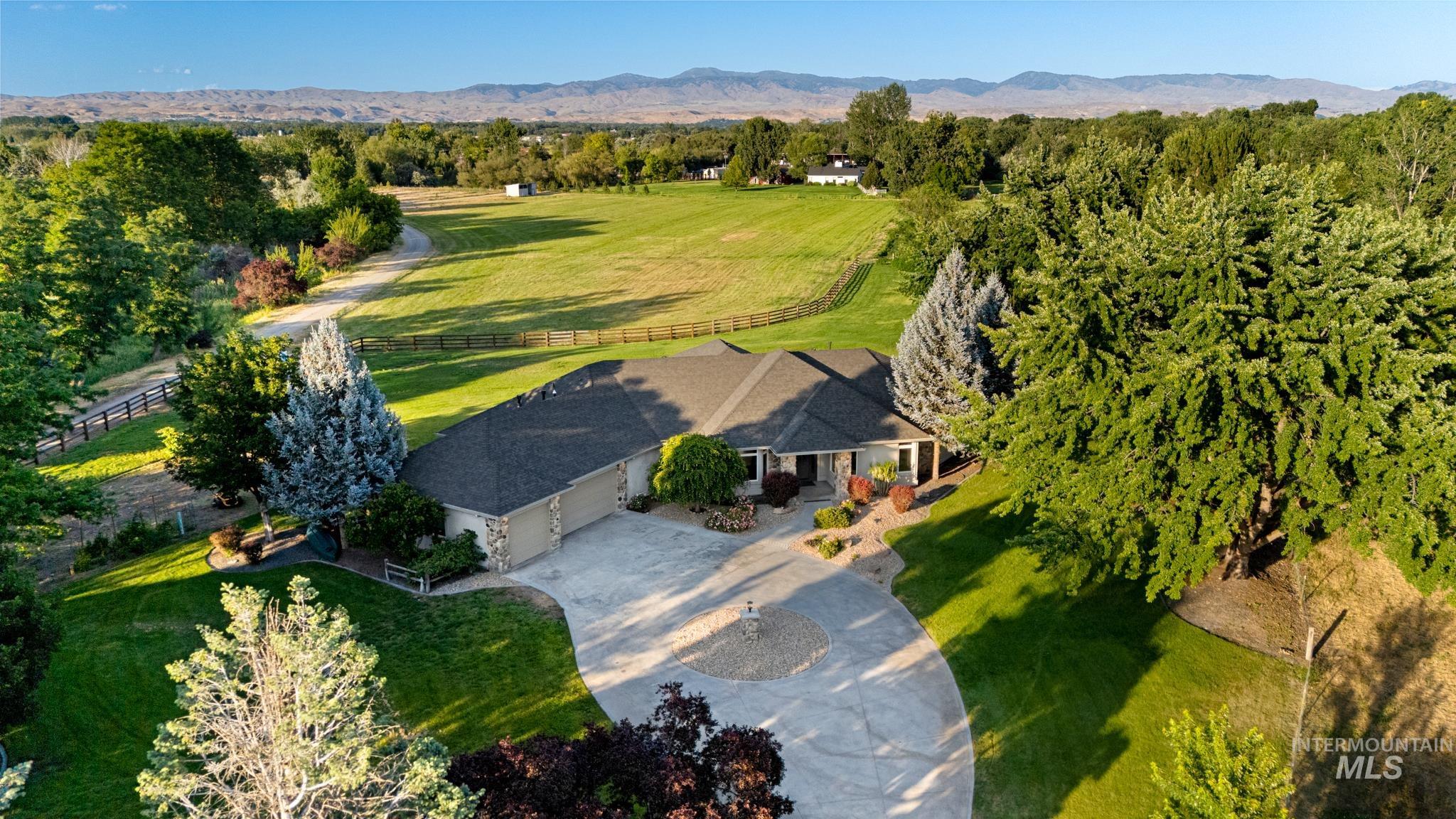 2050 S Artesian Rd, Eagle, Idaho 83616, 4 Bedrooms, 3.5 Bathrooms, Residential For Sale, Price $3,495,000,MLS 98991653