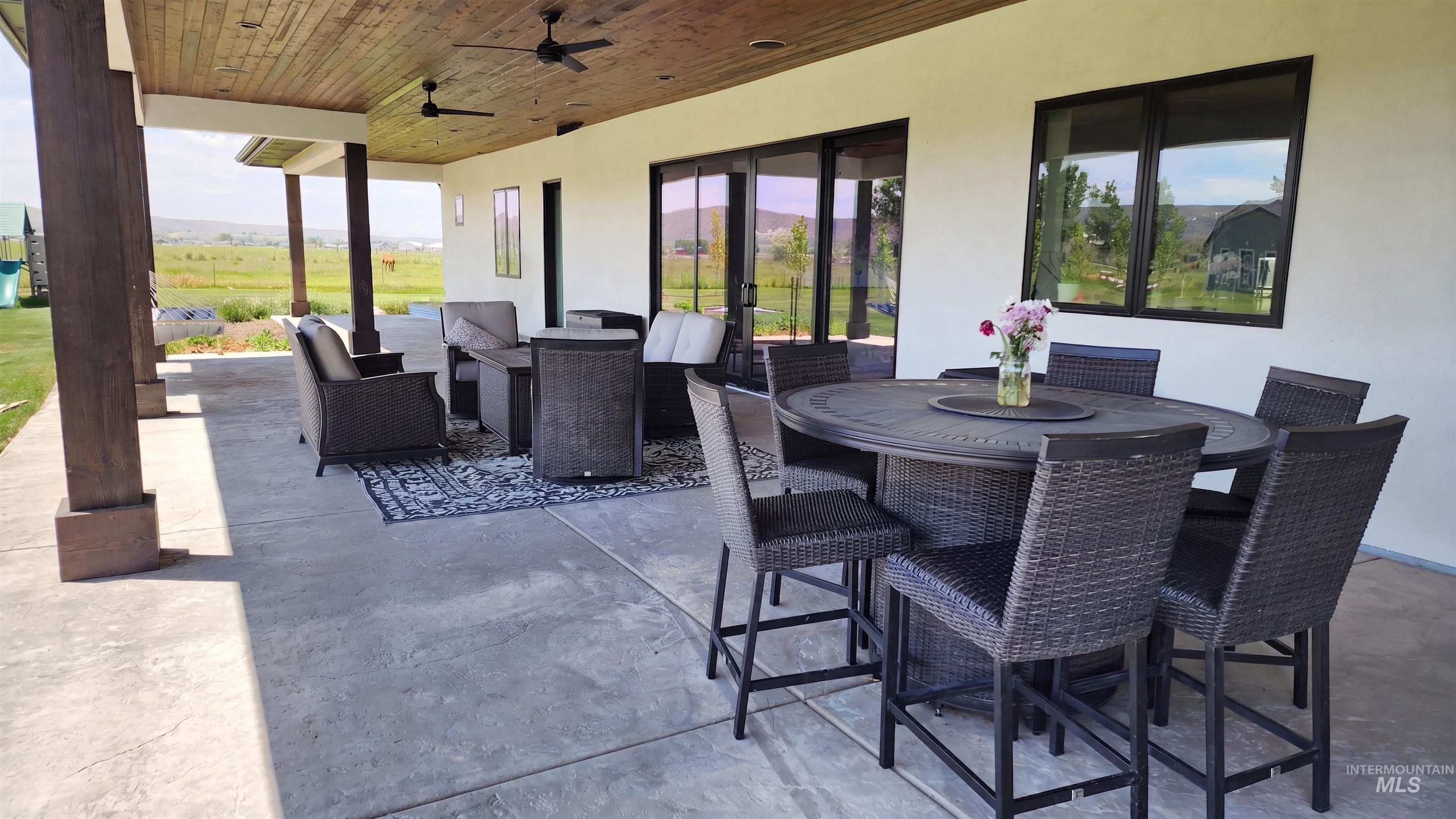 3115 4 Bits Ln, Emmett, Idaho 83617, 5 Bedrooms, 4 Bathrooms, Residential For Sale, Price $2,500,000,MLS 98991656