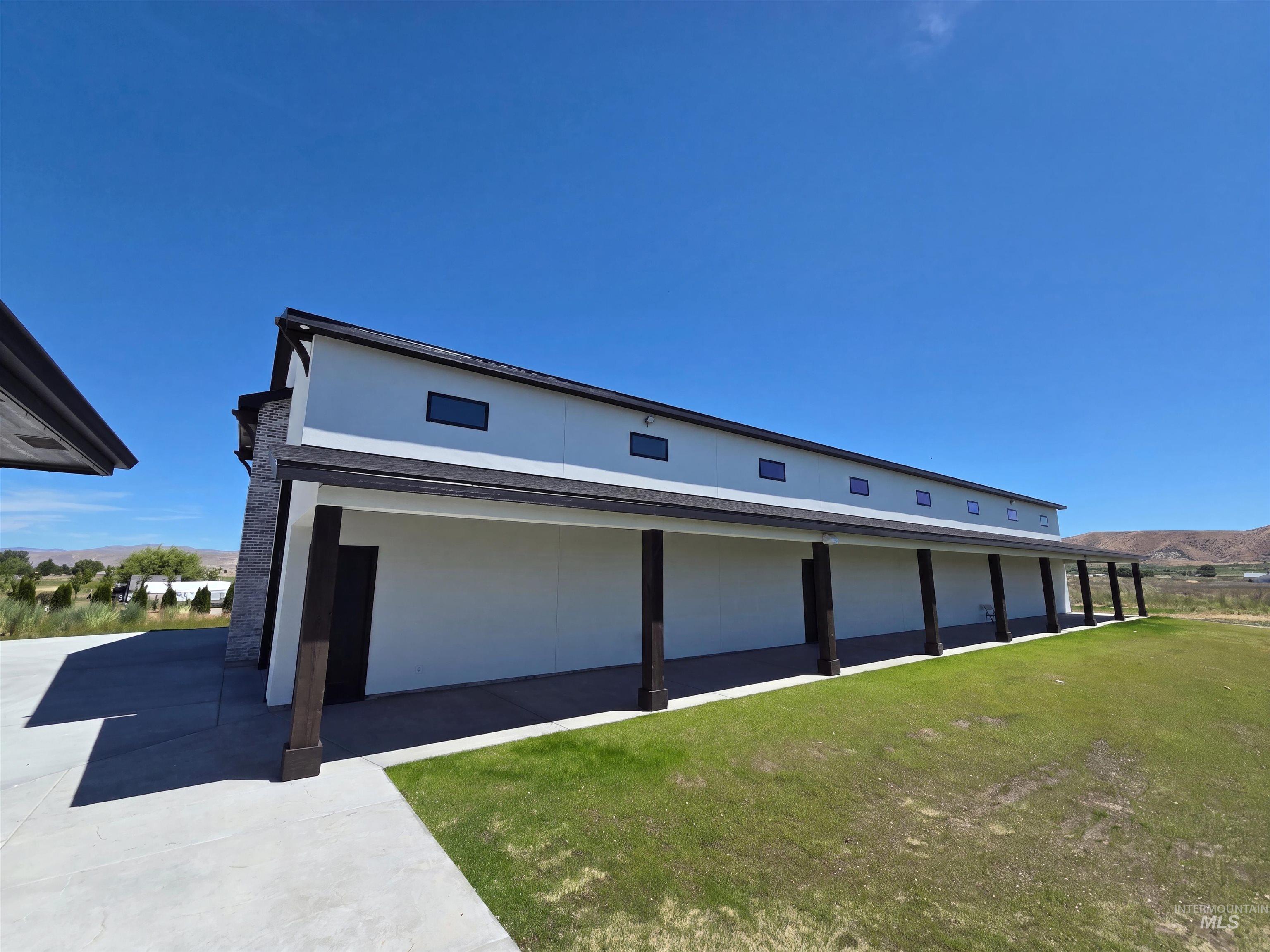 3115 4 Bits Ln, Emmett, Idaho 83617, 5 Bedrooms, 4 Bathrooms, Residential For Sale, Price $2,500,000,MLS 98991656