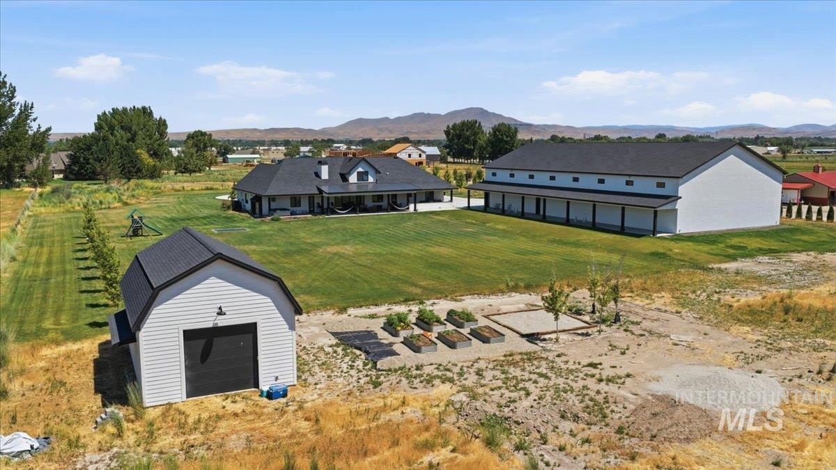 3115 4 Bits Ln, Emmett, Idaho 83617, 5 Bedrooms, 4 Bathrooms, Residential For Sale, Price $2,500,000,MLS 98991656