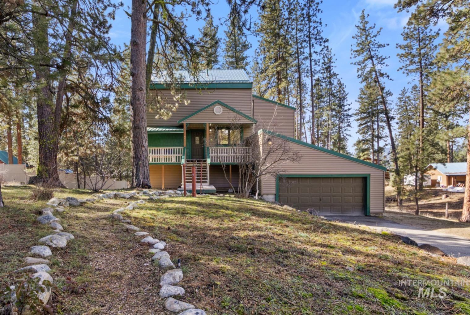 7 Elderberry Circle, Idaho City, Idaho 83631, 3 Bedrooms, 2 Bathrooms, Residential For Sale, Price $519,000,MLS 98991657