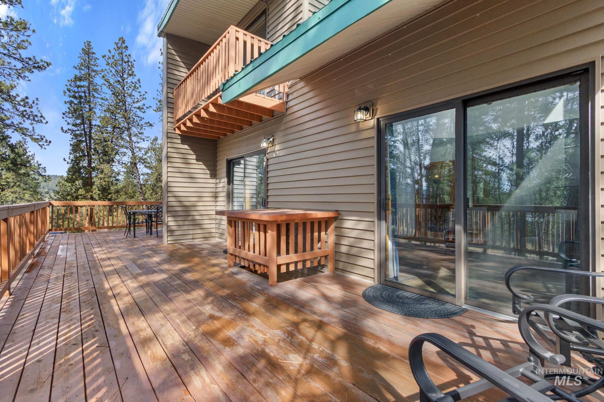 7 Elderberry Circle, Idaho City, Idaho 83631, 3 Bedrooms, 2 Bathrooms, Residential For Sale, Price $519,000,MLS 98991657