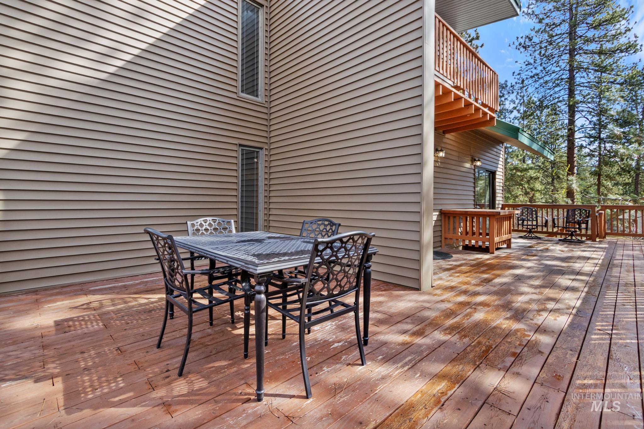 7 Elderberry Circle, Idaho City, Idaho 83631, 3 Bedrooms, 2 Bathrooms, Residential For Sale, Price $519,000,MLS 98991657