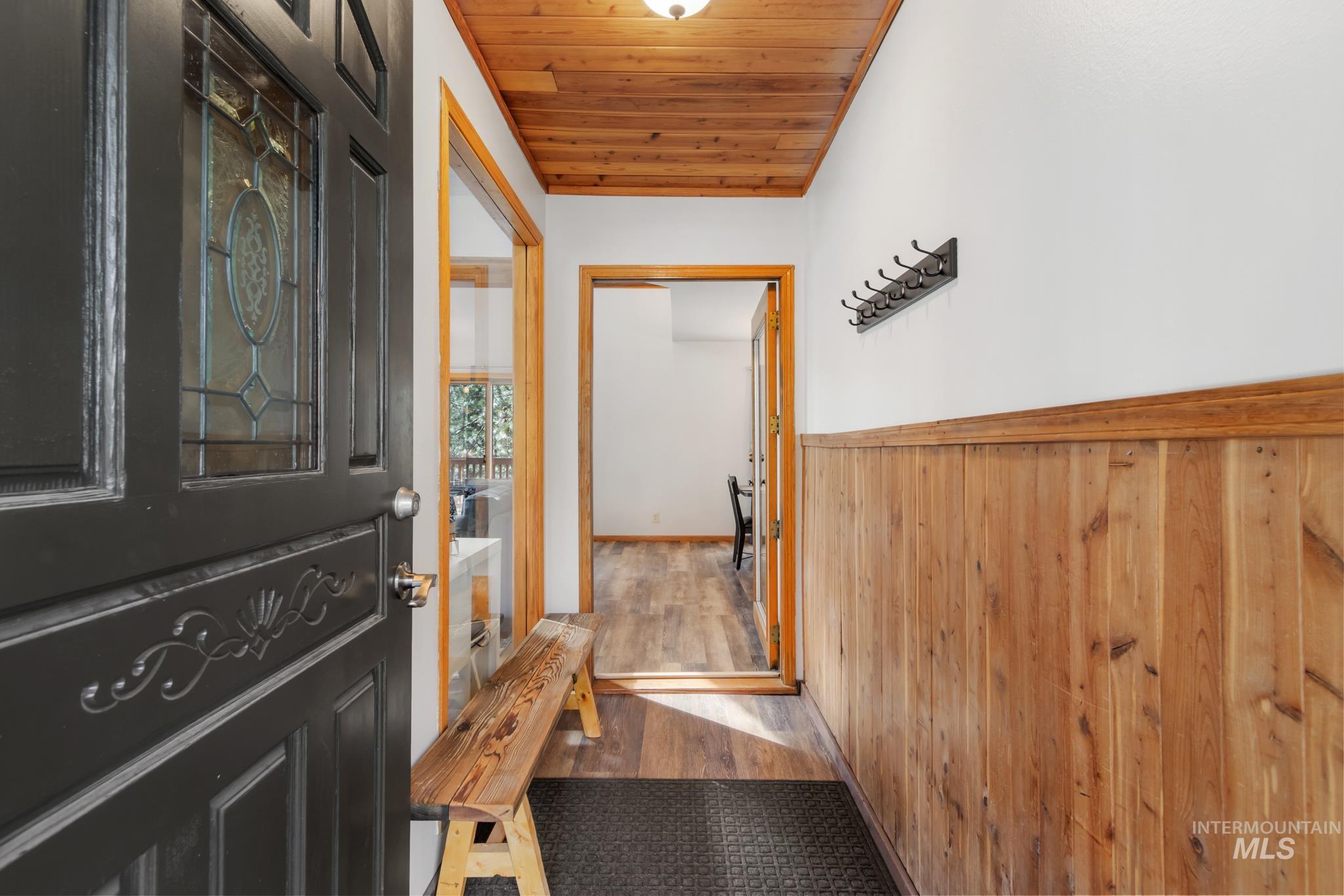 7 Elderberry Circle, Idaho City, Idaho 83631, 3 Bedrooms, 2 Bathrooms, Residential For Sale, Price $519,000,MLS 98991657