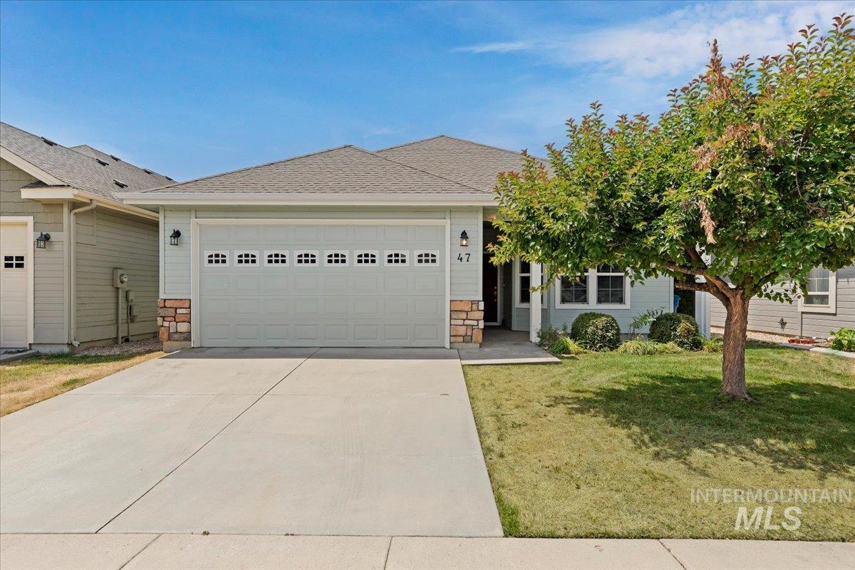 47 S Selwood Ln, Star, Idaho 83669-5079, 3 Bedrooms, 2 Bathrooms, Residential For Sale, Price $399,900,MLS 98991659