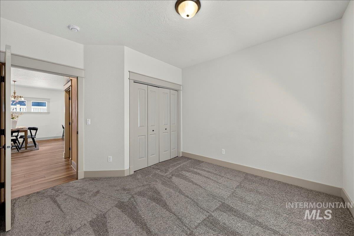 47 S Selwood Ln, Star, Idaho 83669-5079, 3 Bedrooms, 2 Bathrooms, Residential For Sale, Price $399,900,MLS 98991659