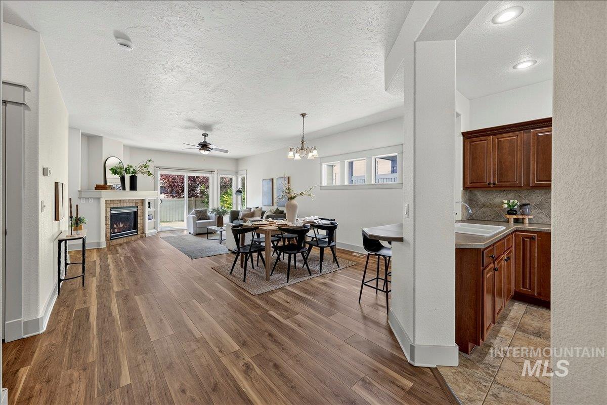 47 S Selwood Ln, Star, Idaho 83669-5079, 3 Bedrooms, 2 Bathrooms, Residential For Sale, Price $399,900,MLS 98991659