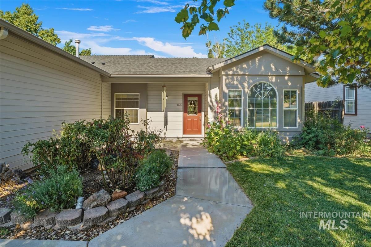 1748 S Goldsmith Ave, Meridian, Idaho 83642, 4 Bedrooms, 2 Bathrooms, Residential For Sale, Price $500,000, 98991661