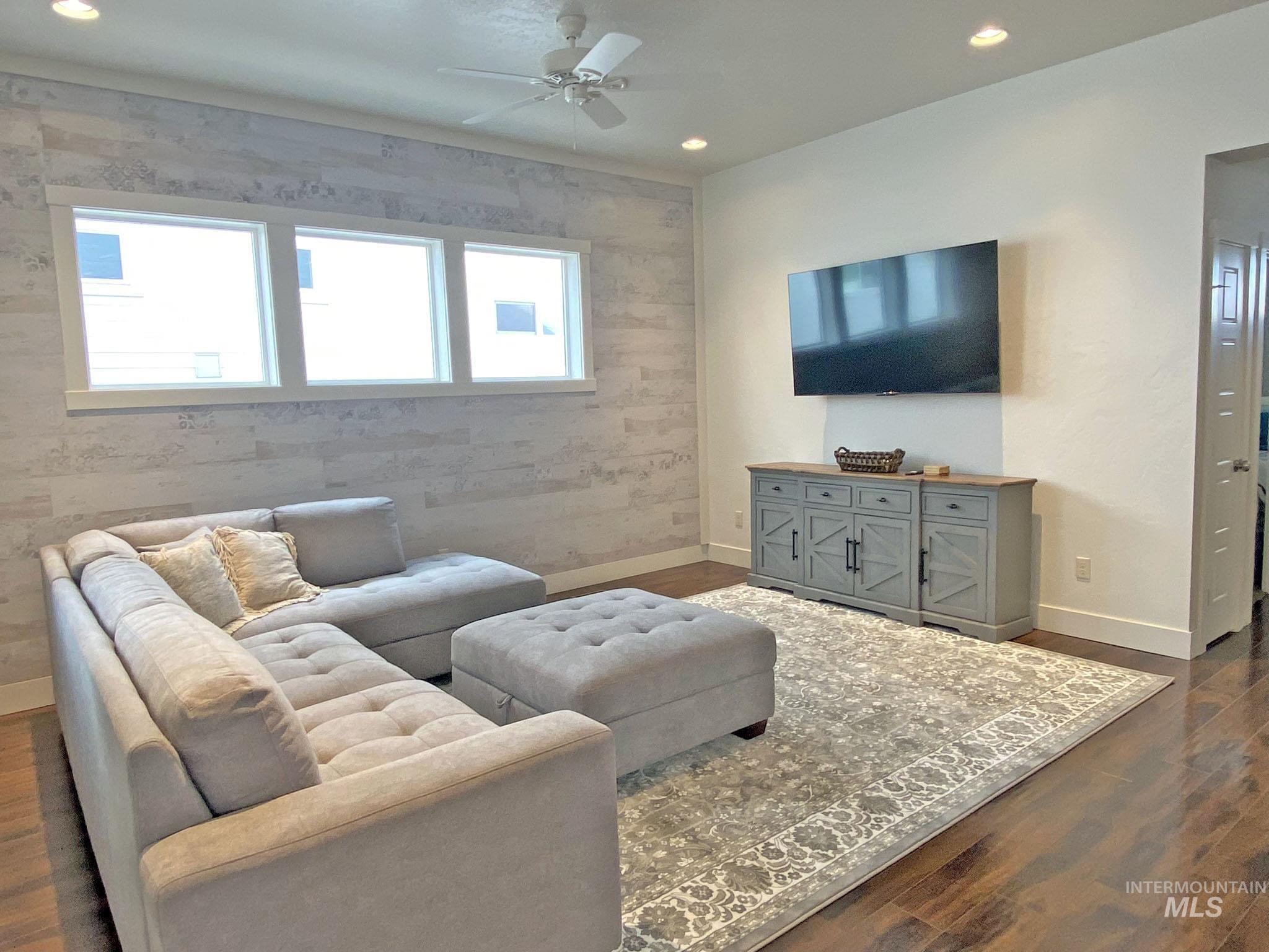 538 W Cagney St, Meridian, Idaho 83646, 3 Bedrooms, 2 Bathrooms, Residential For Sale, Price $525,000, 98991664