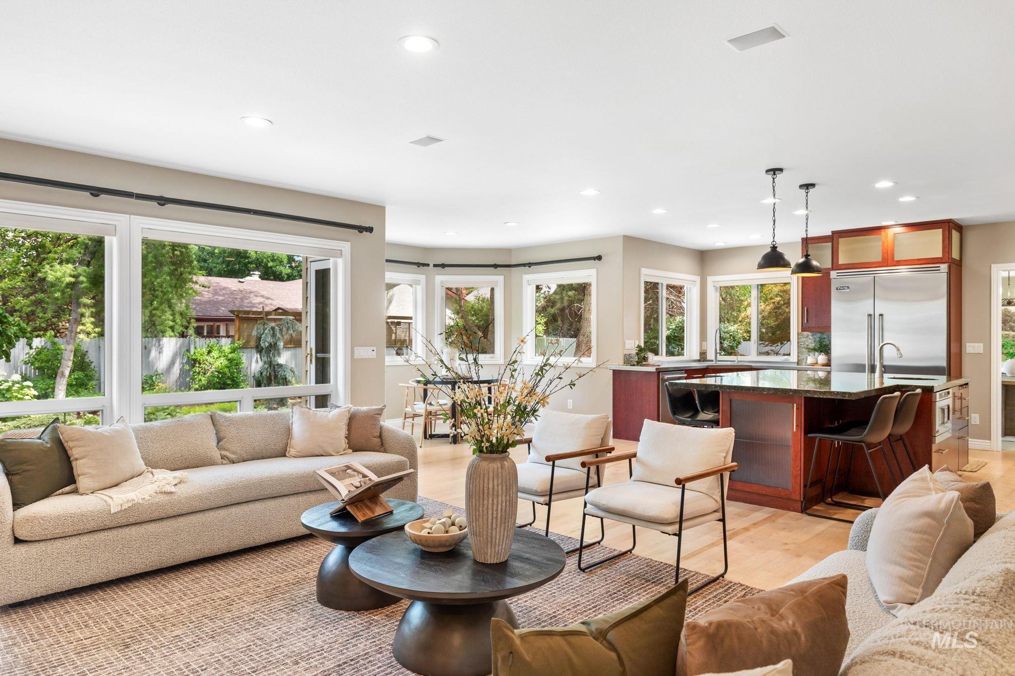 5146 N Greyloch, Boise, Idaho 83704, 5 Bedrooms, 4.5 Bathrooms, Residential For Sale, Price $975,000, 98991668