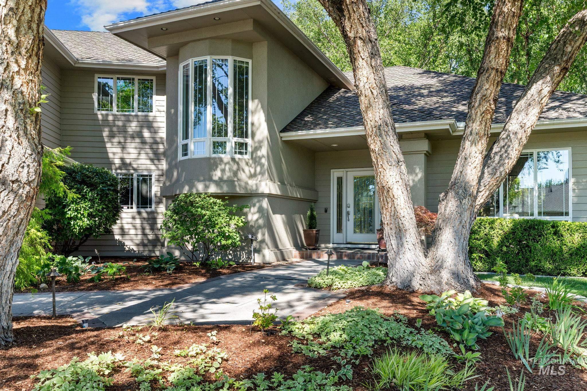 5146 N Greyloch, Boise, Idaho 83704, 5 Bedrooms, 4.5 Bathrooms, Residential For Sale, Price $975,000, 98991668