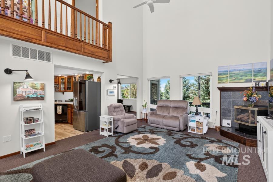 653 Indian Hills Drive, Moscow, Idaho 83843, 4 Bedrooms, 3 Bathrooms, Residential For Sale, Price $679,000, 98991669
