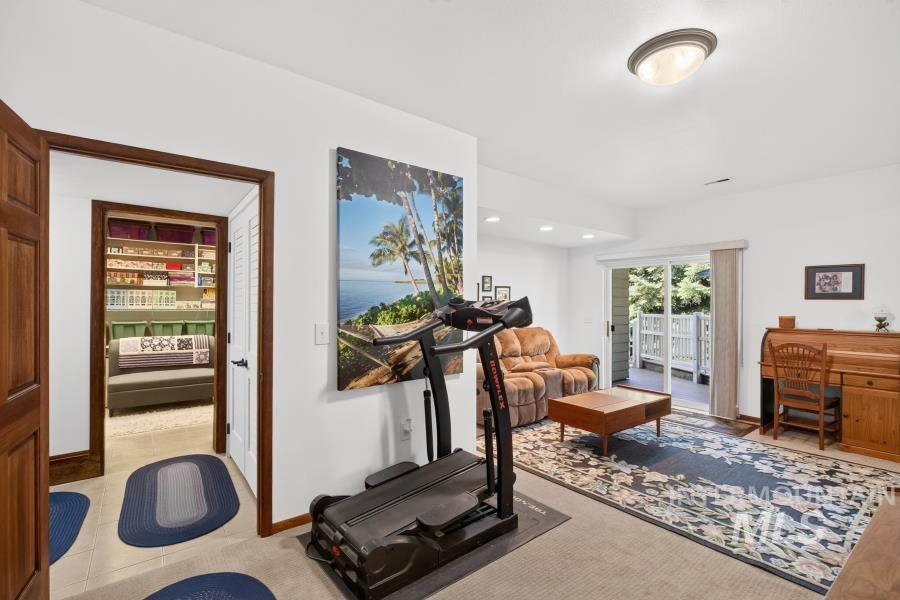 653 Indian Hills Drive, Moscow, Idaho 83843, 4 Bedrooms, 3 Bathrooms, Residential For Sale, Price $679,000, 98991669
