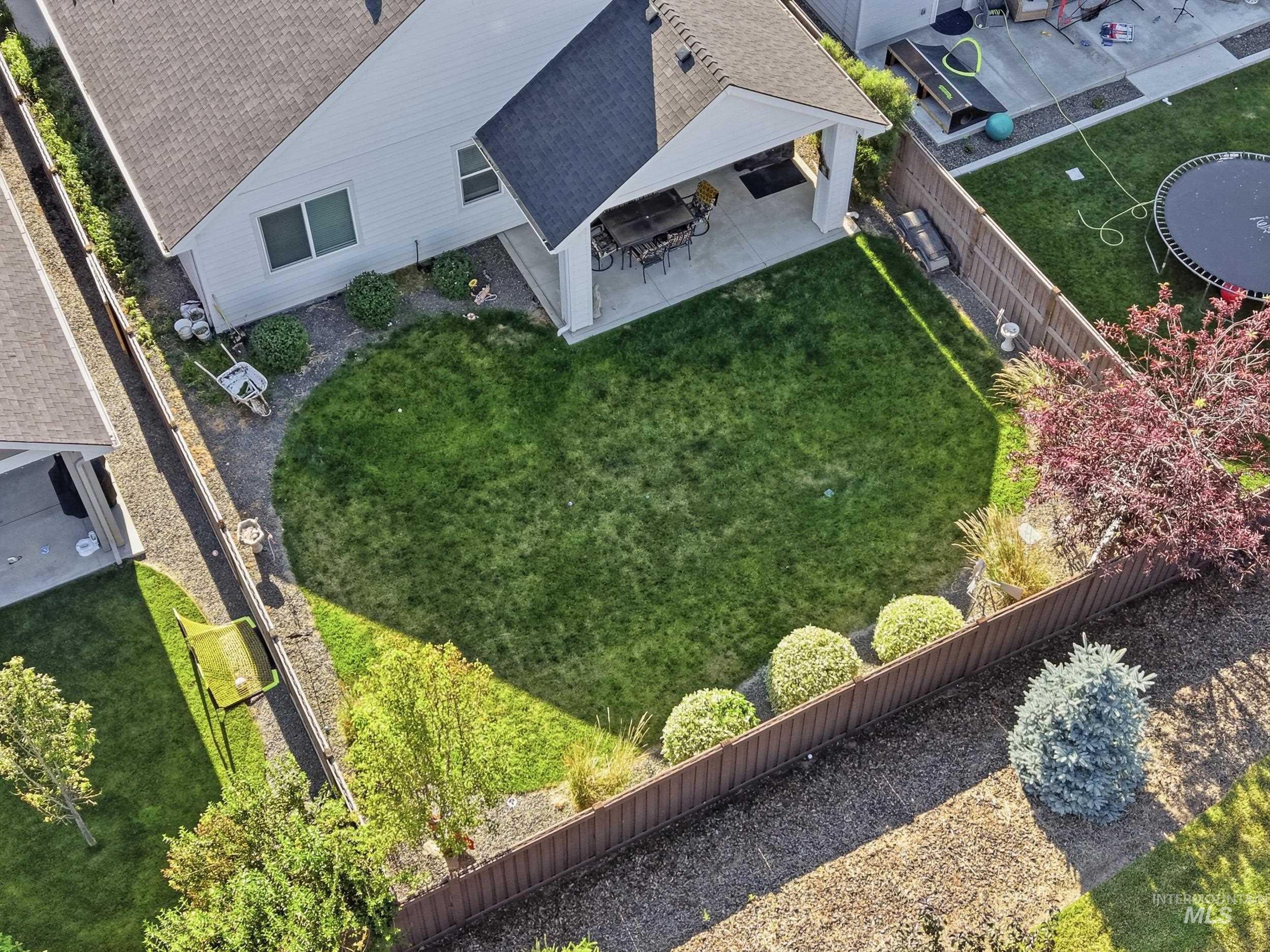 6548 N Oakstone Ave, Meridian, Idaho 83646, 3 Bedrooms, 2 Bathrooms, Residential For Sale, Price $584,000, 98991670