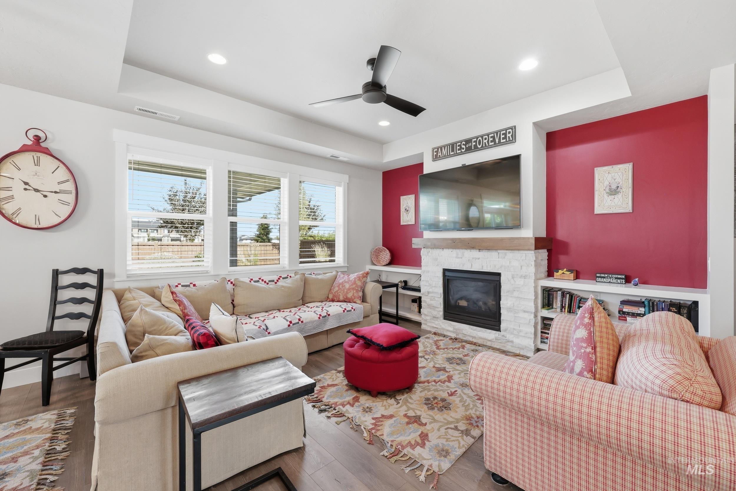 6548 N Oakstone Ave, Meridian, Idaho 83646, 3 Bedrooms, 2 Bathrooms, Residential For Sale, Price $584,000, 98991670