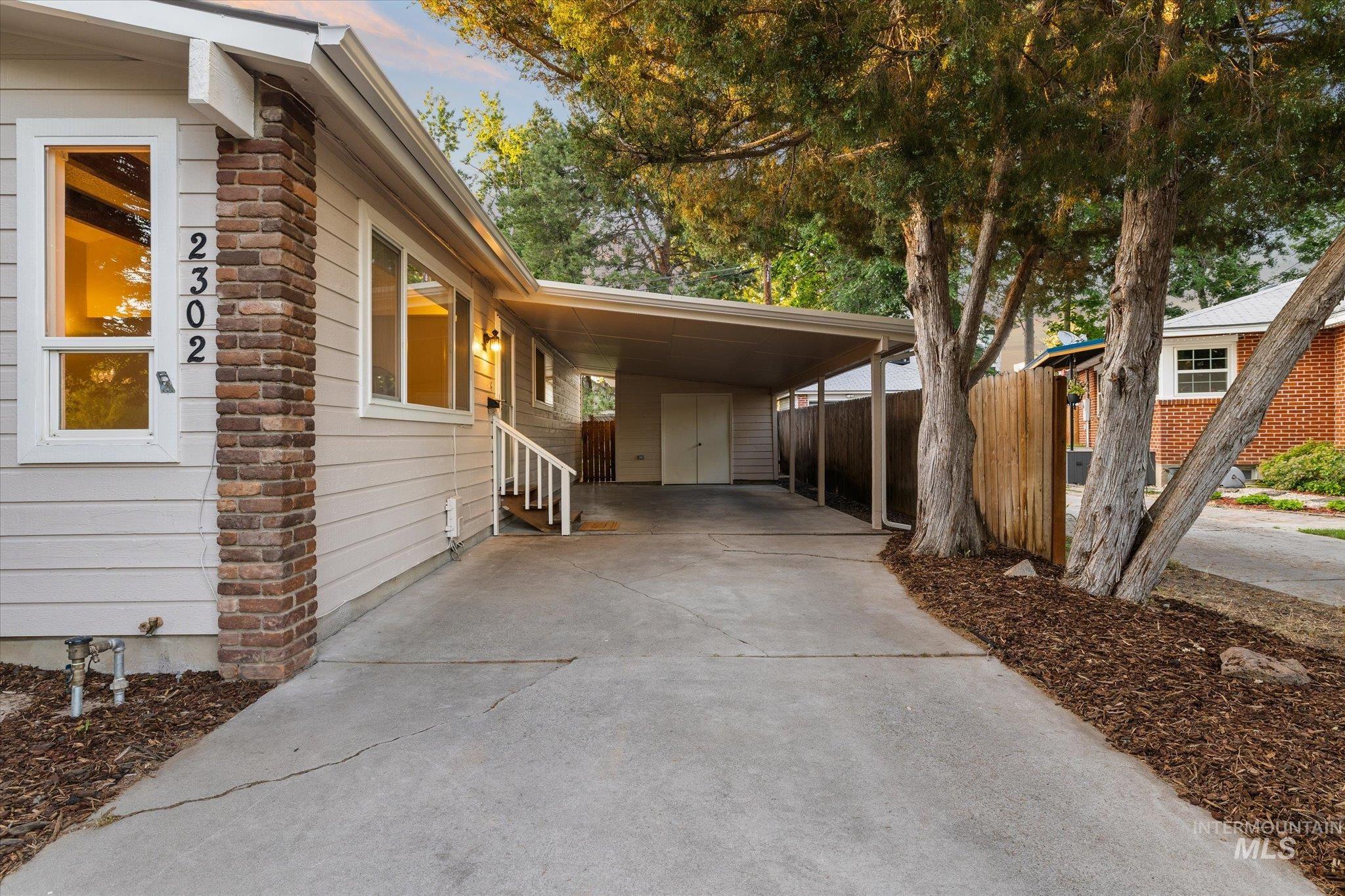 2302 W Pendleton St, Boise, Idaho 83705, 3 Bedrooms, 1 Bathroom, Residential For Sale, Price $429,900,MLS 98991671