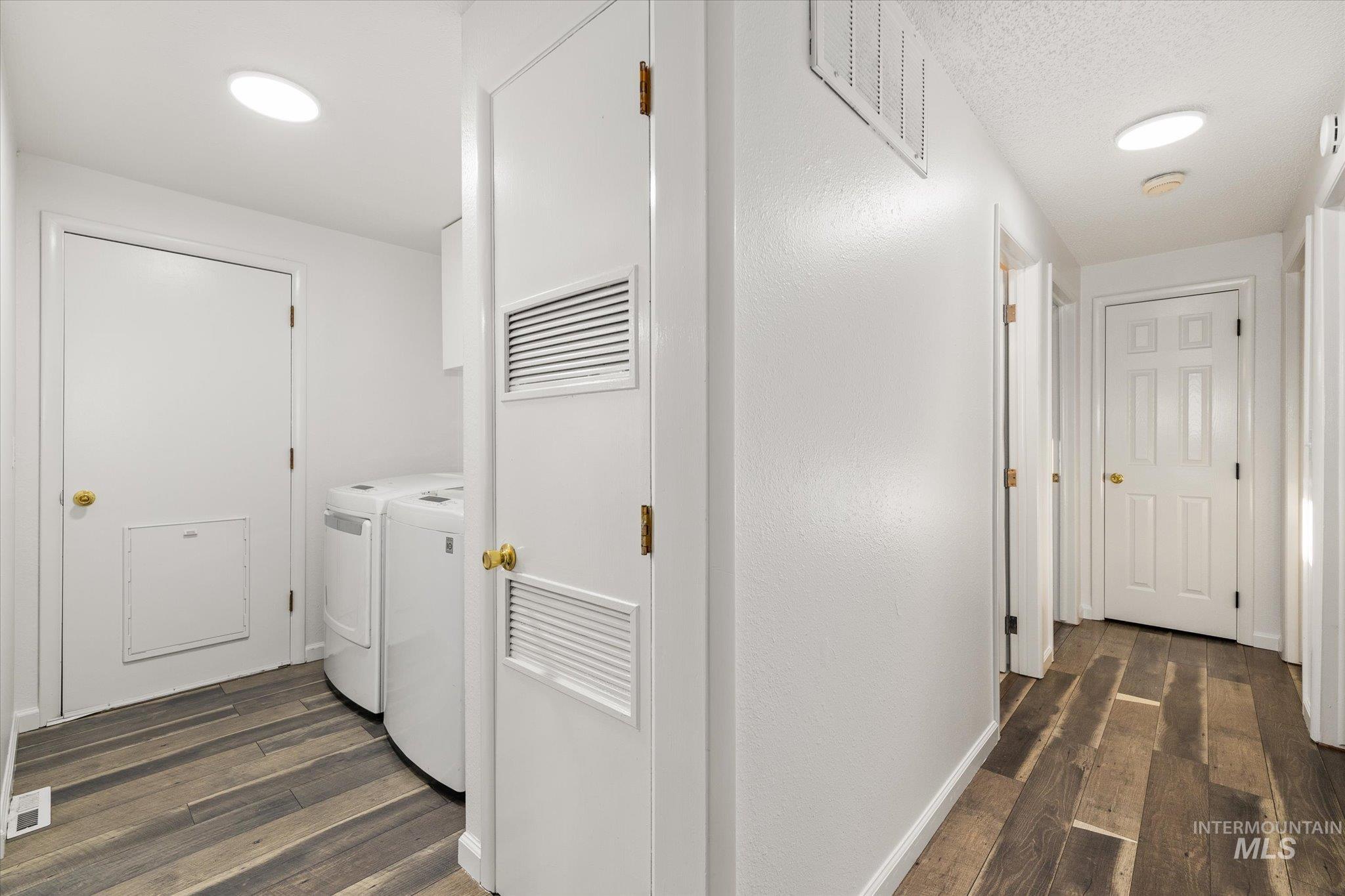 2302 W Pendleton St, Boise, Idaho 83705, 3 Bedrooms, 1 Bathroom, Residential For Sale, Price $429,900,MLS 98991671