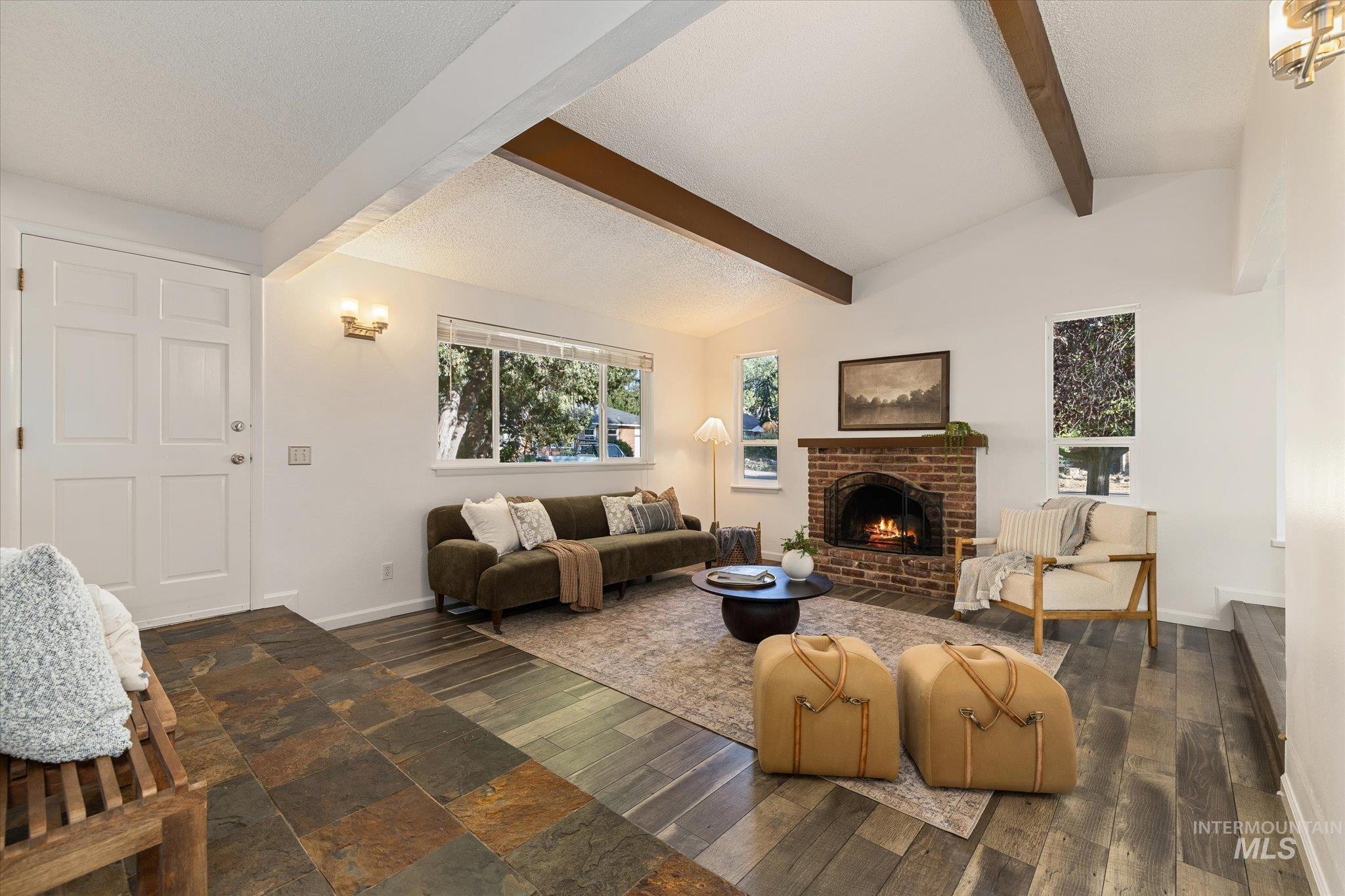2302 W Pendleton St, Boise, Idaho 83705, 3 Bedrooms, 1 Bathroom, Residential For Sale, Price $429,900,MLS 98991671