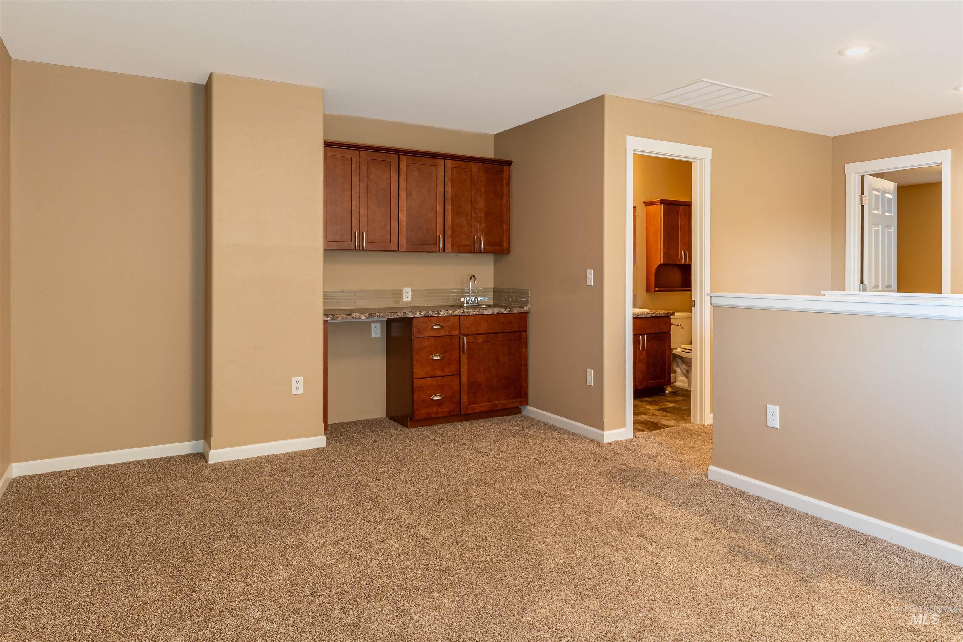 721 LINDEN AVE, Lewiston, Idaho 83501-0000, 3 Bedrooms, 2.5 Bathrooms, Residential For Sale, Price $415,000,MLS 98991672