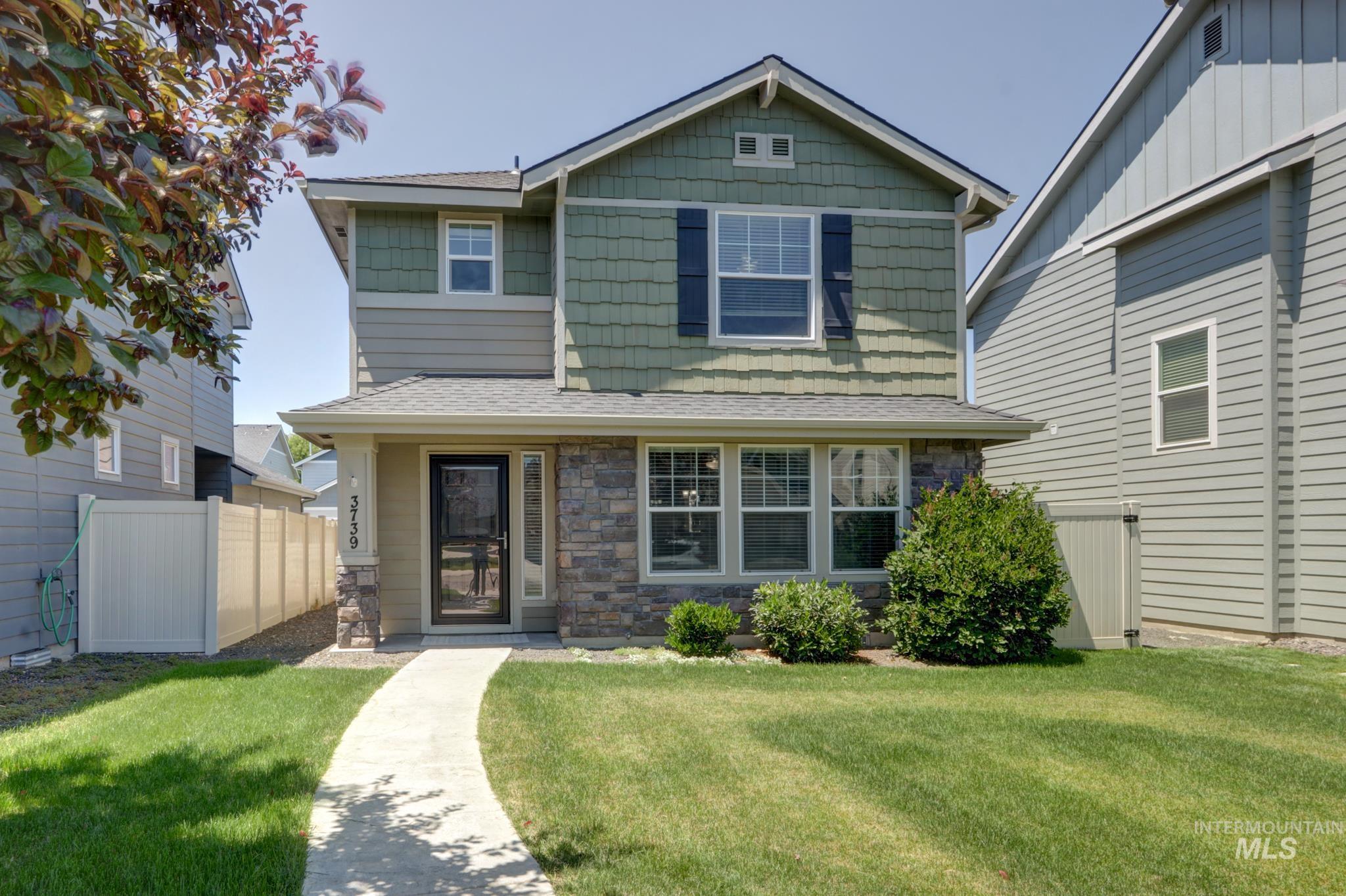 3739 N Warm Creek Ave, Meridian, Idaho 83646, 3 Bedrooms, 2.5 Bathrooms, Residential For Sale, Price $415,000,MLS 98991674