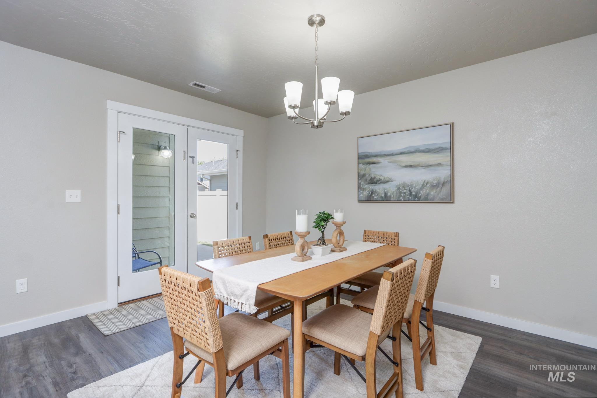 3739 N Warm Creek Ave, Meridian, Idaho 83646, 3 Bedrooms, 2.5 Bathrooms, Residential For Sale, Price $415,000,MLS 98991674