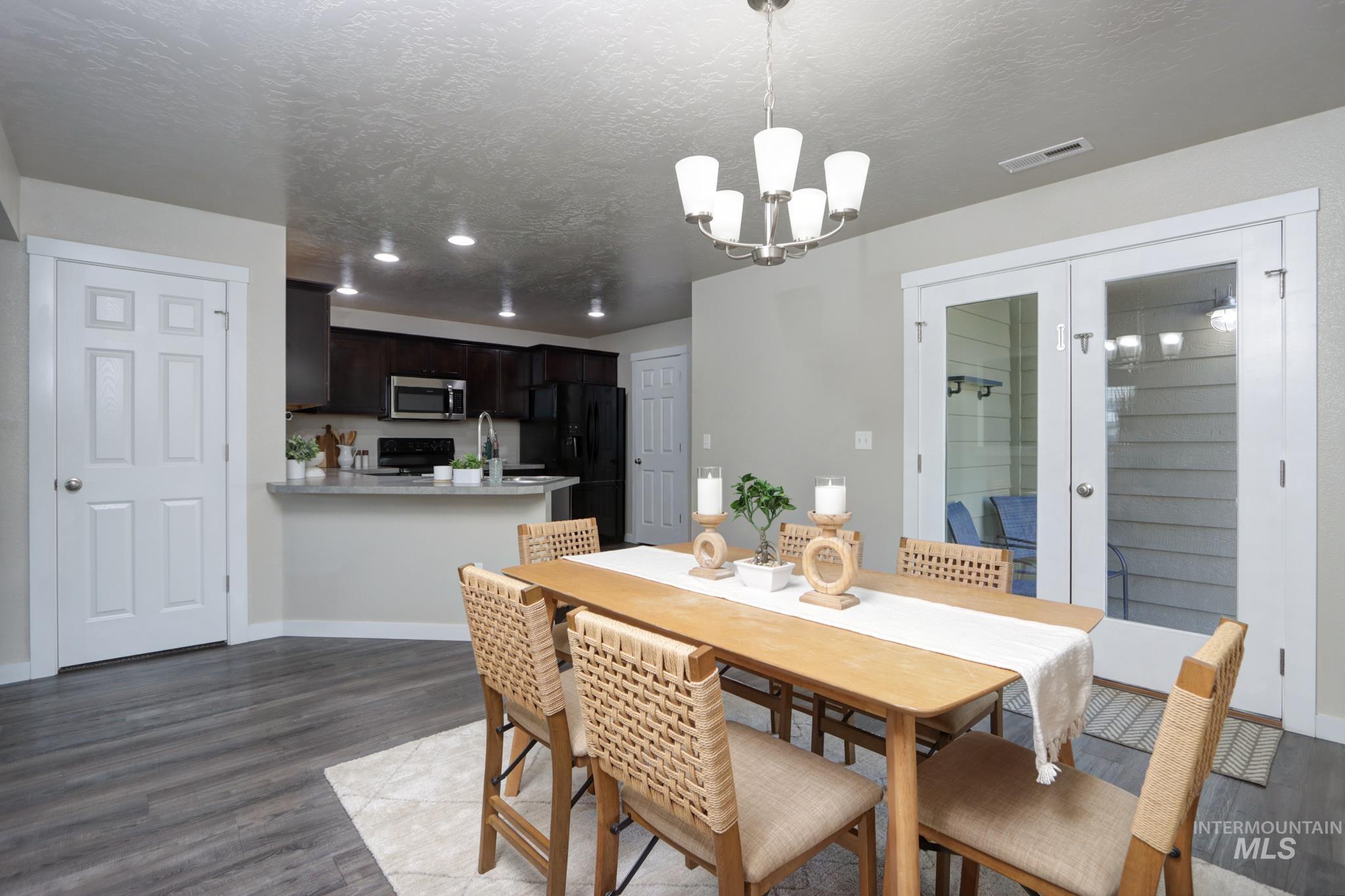 3739 N Warm Creek Ave, Meridian, Idaho 83646, 3 Bedrooms, 2.5 Bathrooms, Residential For Sale, Price $415,000,MLS 98991674