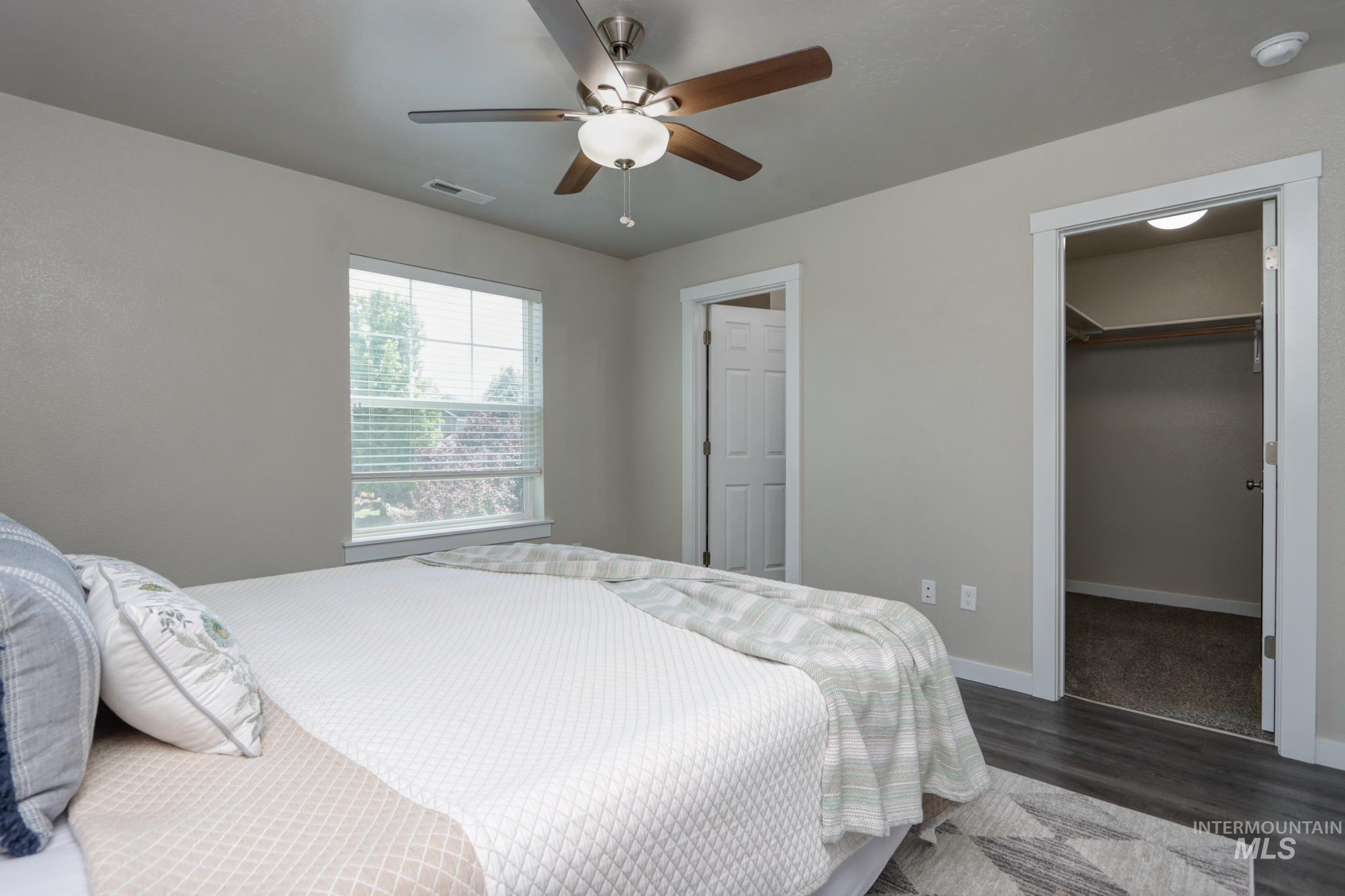 3739 N Warm Creek Ave, Meridian, Idaho 83646, 3 Bedrooms, 2.5 Bathrooms, Residential For Sale, Price $415,000,MLS 98991674