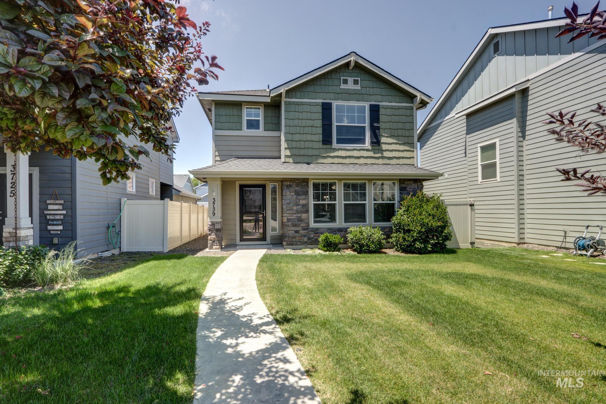 3739 N Warm Creek Ave, Meridian, Idaho 83646, 3 Bedrooms, 2.5 Bathrooms, Residential For Sale, Price $415,000,MLS 98991674