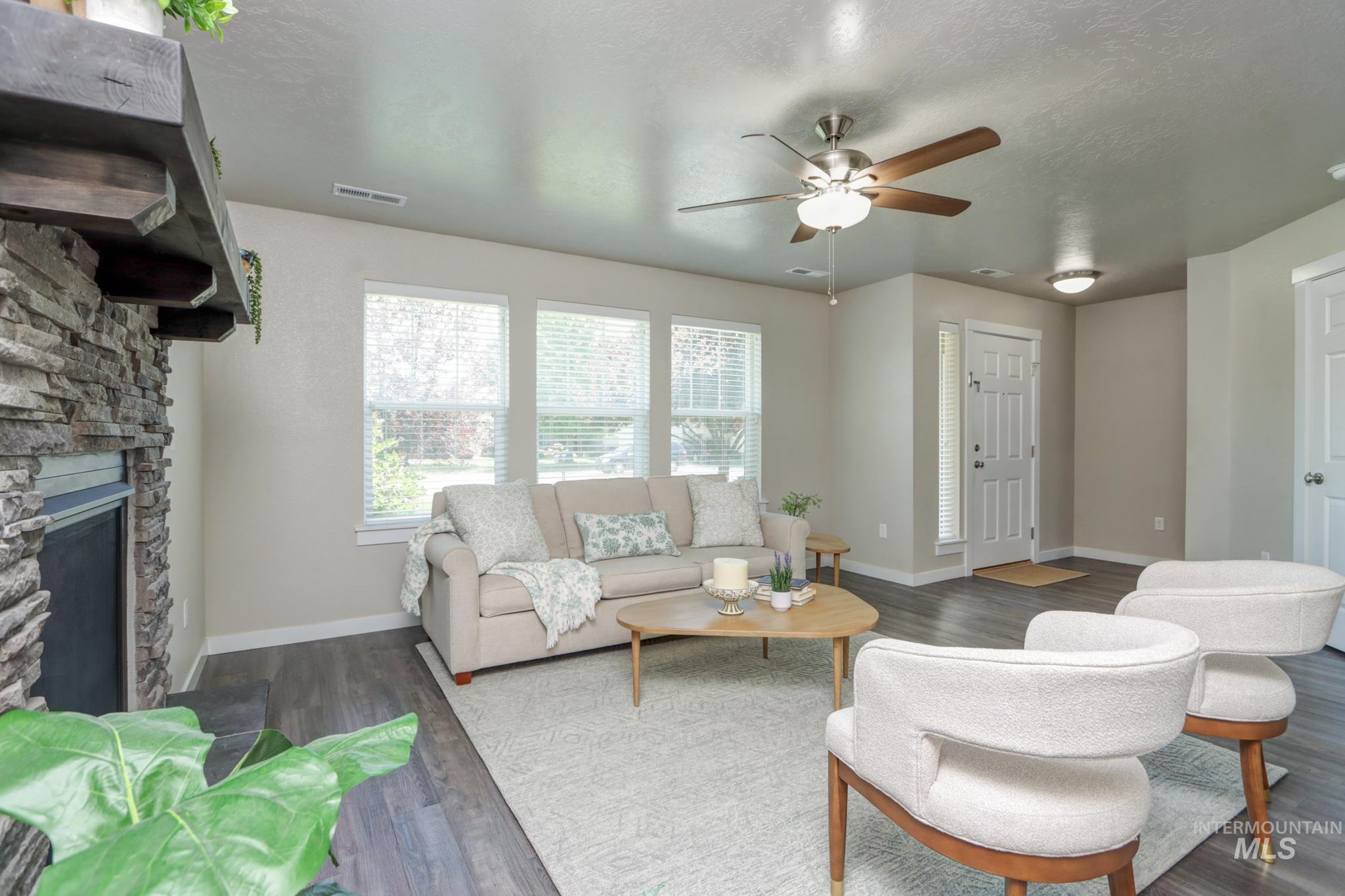 3739 N Warm Creek Ave, Meridian, Idaho 83646, 3 Bedrooms, 2.5 Bathrooms, Residential For Sale, Price $415,000,MLS 98991674