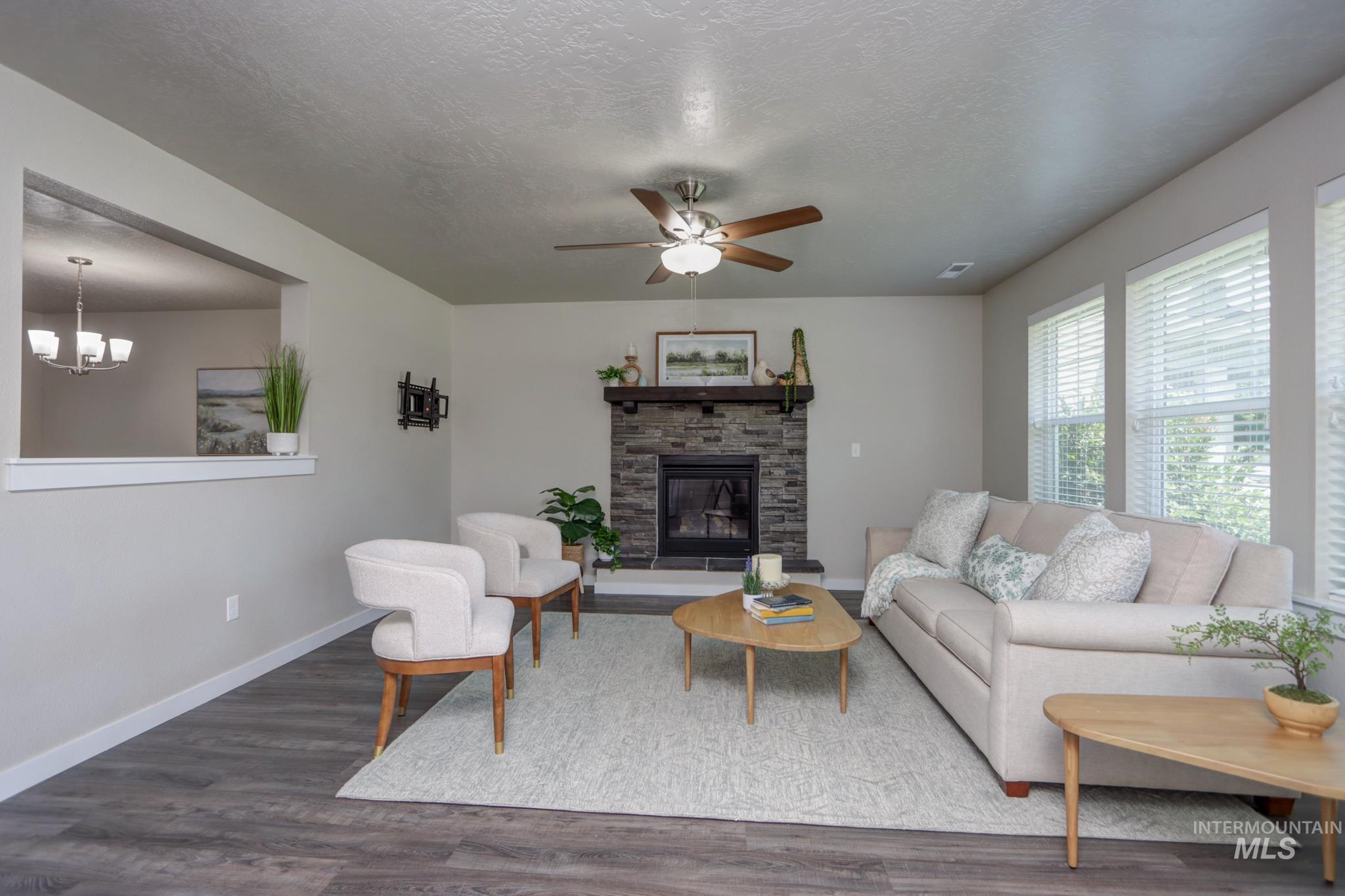 3739 N Warm Creek Ave, Meridian, Idaho 83646, 3 Bedrooms, 2.5 Bathrooms, Residential For Sale, Price $415,000,MLS 98991674
