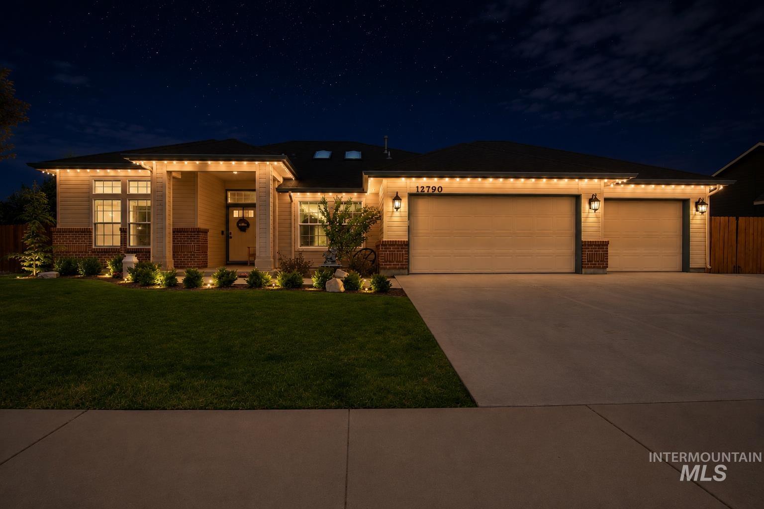 12790 W Renwick, Boise, Idaho 83709, 4 Bedrooms, 2 Bathrooms, Residential For Sale, Price $599,900, 98991679