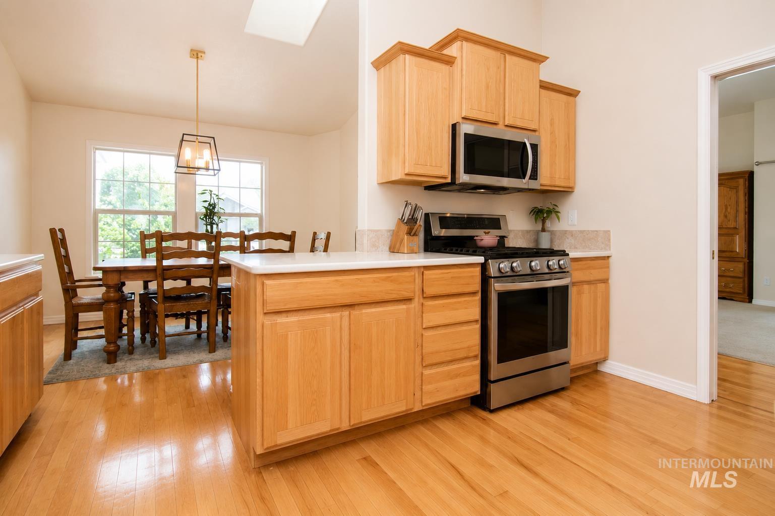 12790 W Renwick, Boise, Idaho 83709, 4 Bedrooms, 2 Bathrooms, Residential For Sale, Price $599,900, 98991679