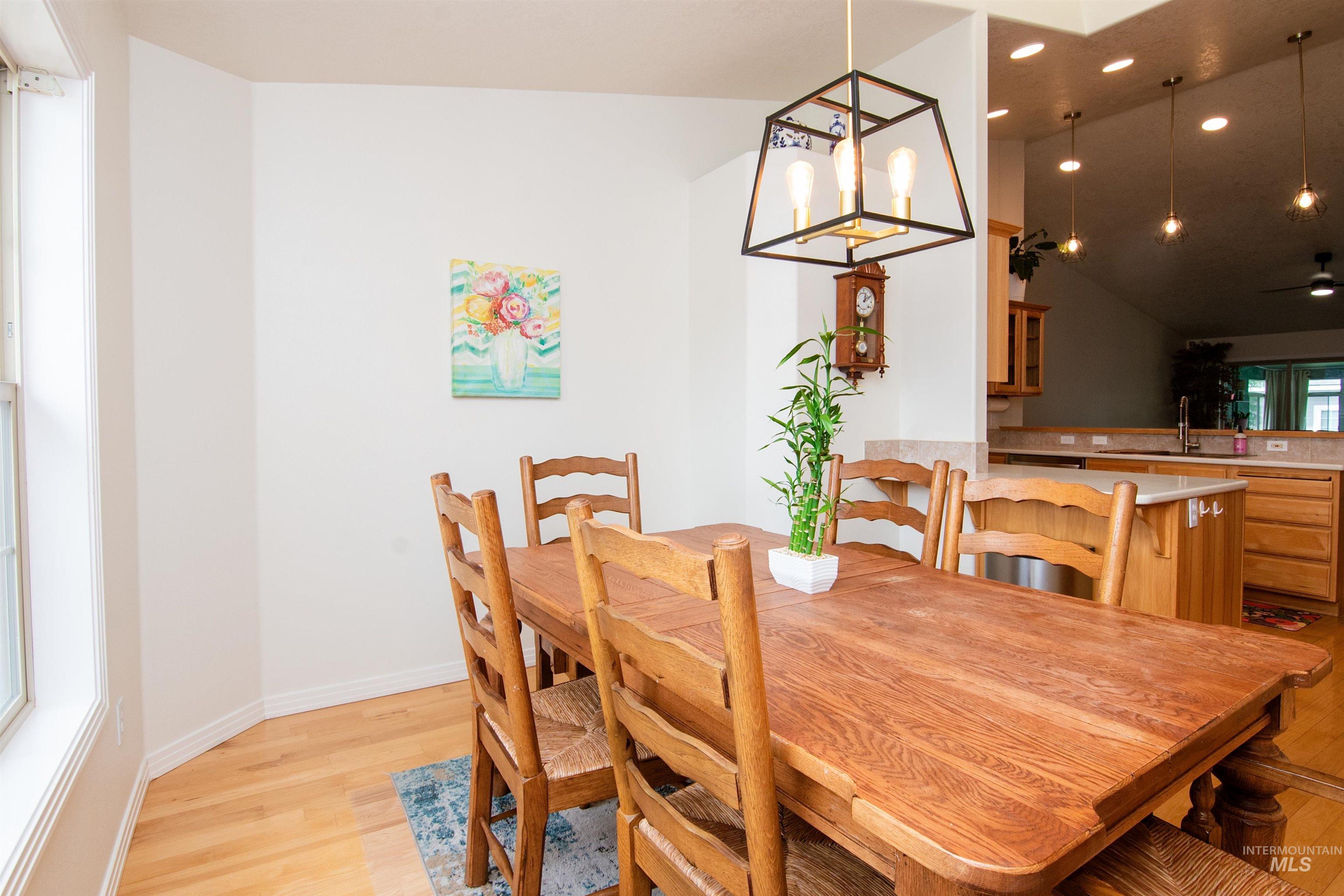 12790 W Renwick, Boise, Idaho 83709, 4 Bedrooms, 2 Bathrooms, Residential For Sale, Price $599,900, 98991679