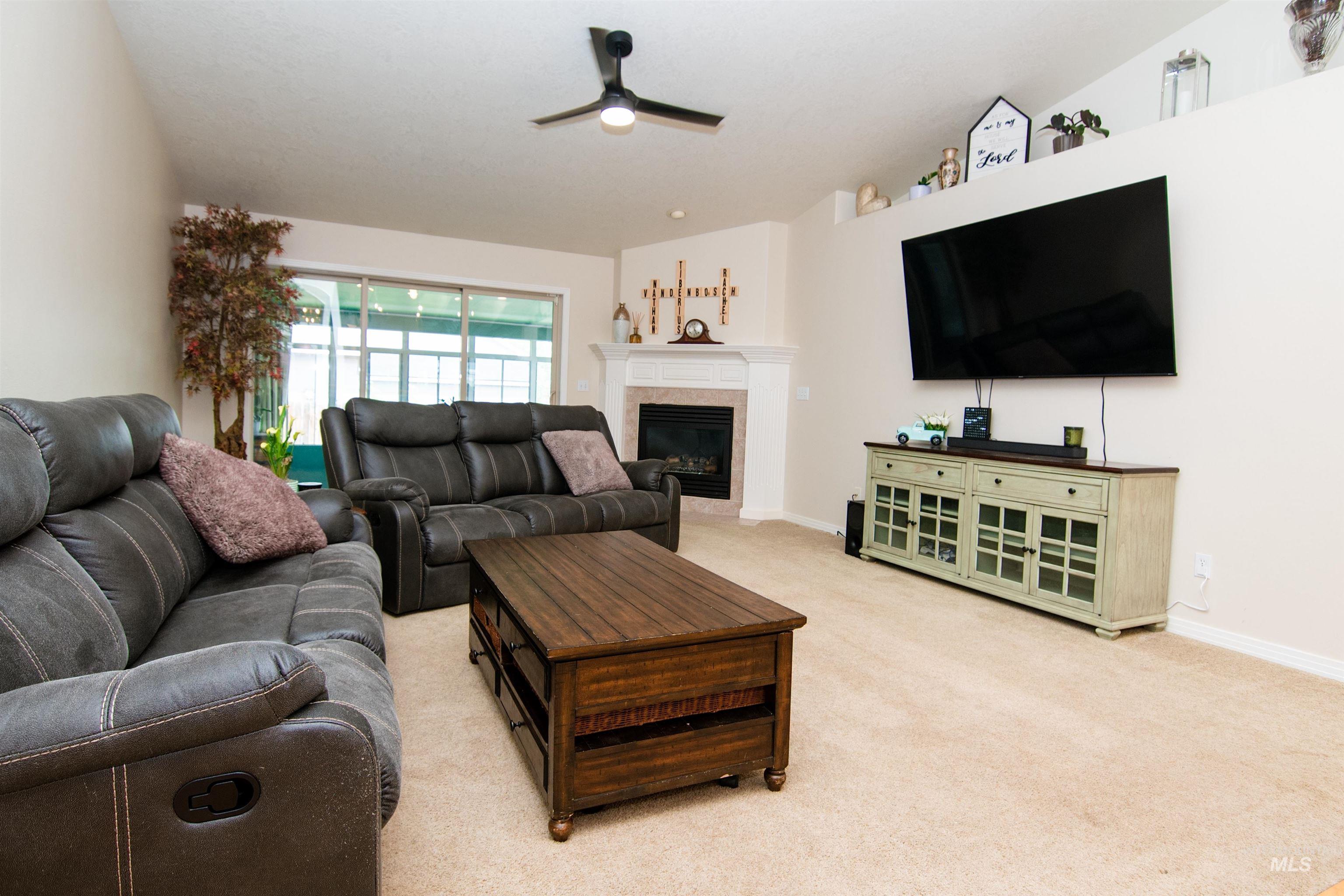 12790 W Renwick, Boise, Idaho 83709, 4 Bedrooms, 2 Bathrooms, Residential For Sale, Price $599,900, 98991679