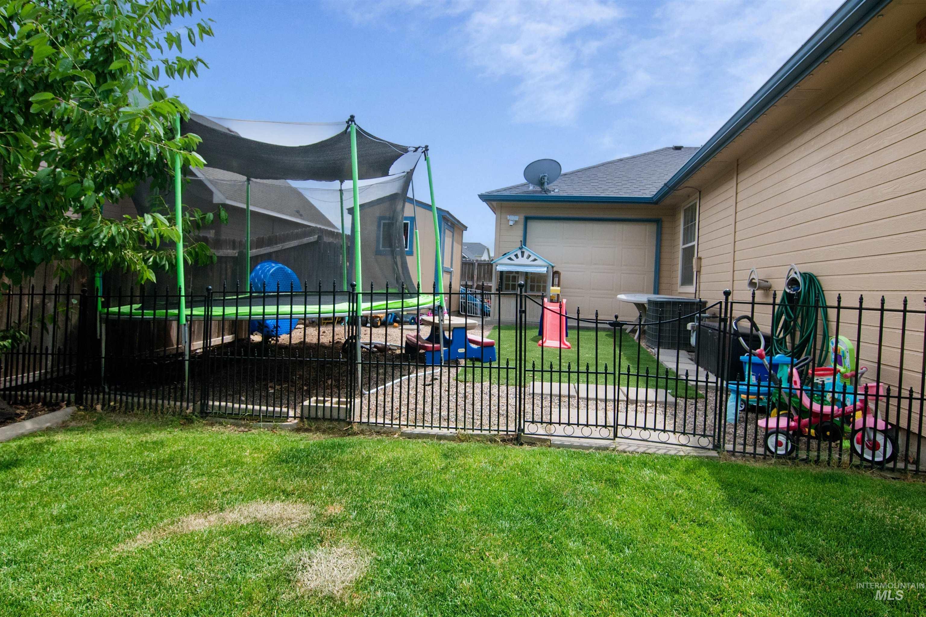 12790 W Renwick, Boise, Idaho 83709, 4 Bedrooms, 2 Bathrooms, Residential For Sale, Price $599,900, 98991679